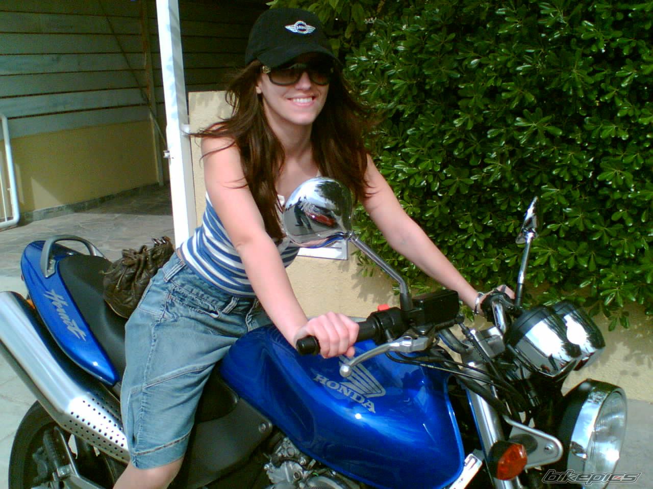 Photo 1000005
