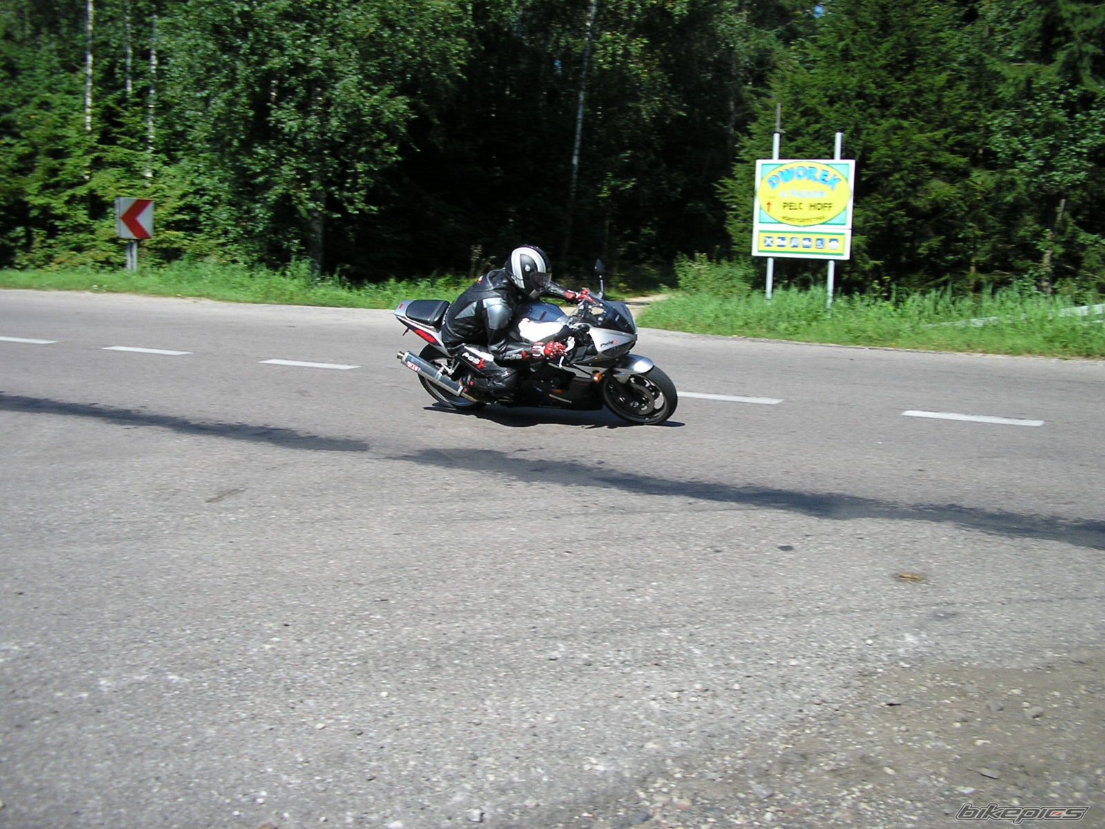 Photo 1000043