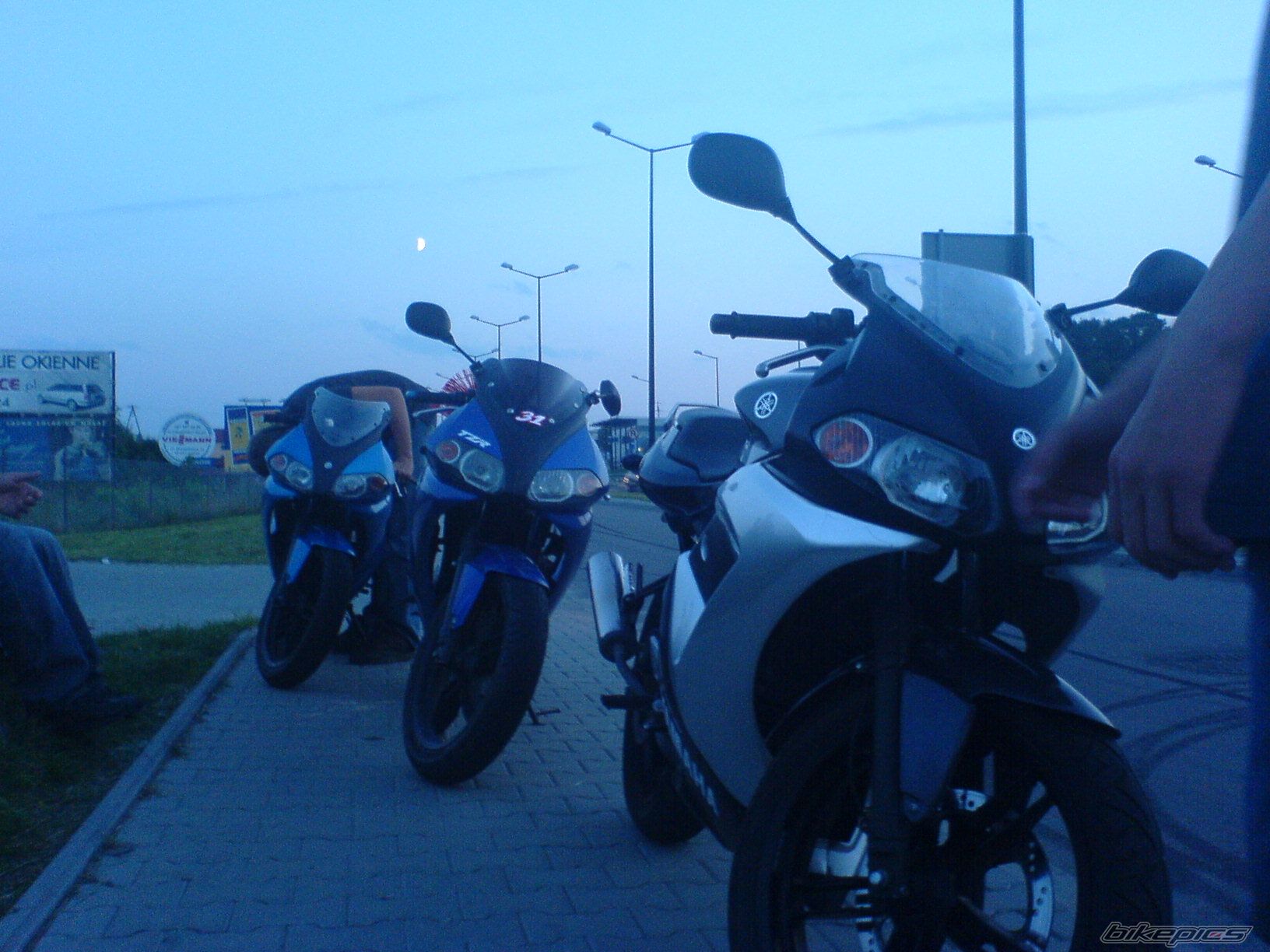 Photo 1000049