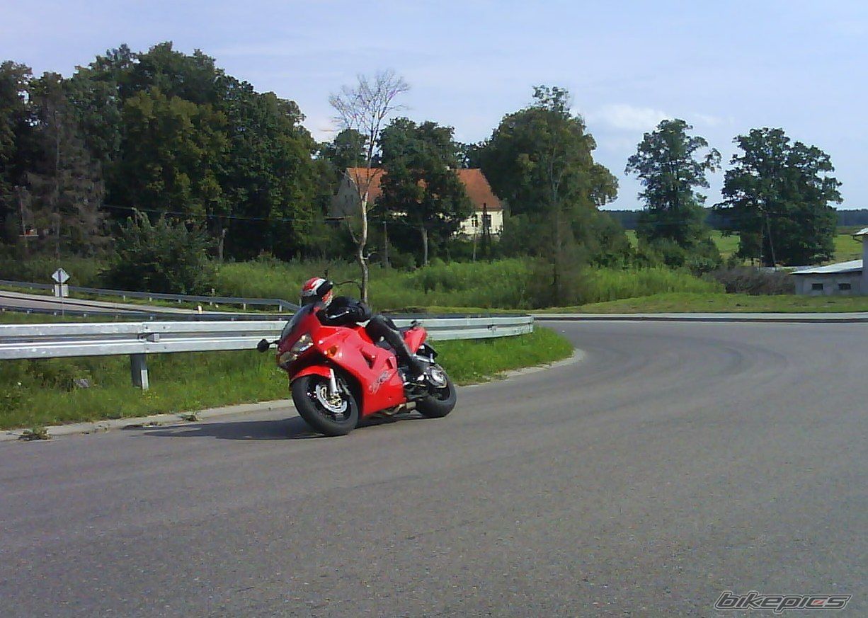 Photo 1000093
