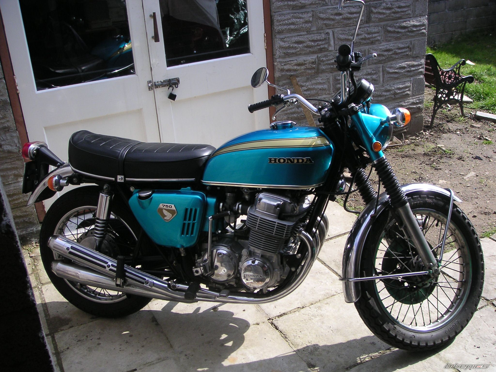 Bike Photo 1000123