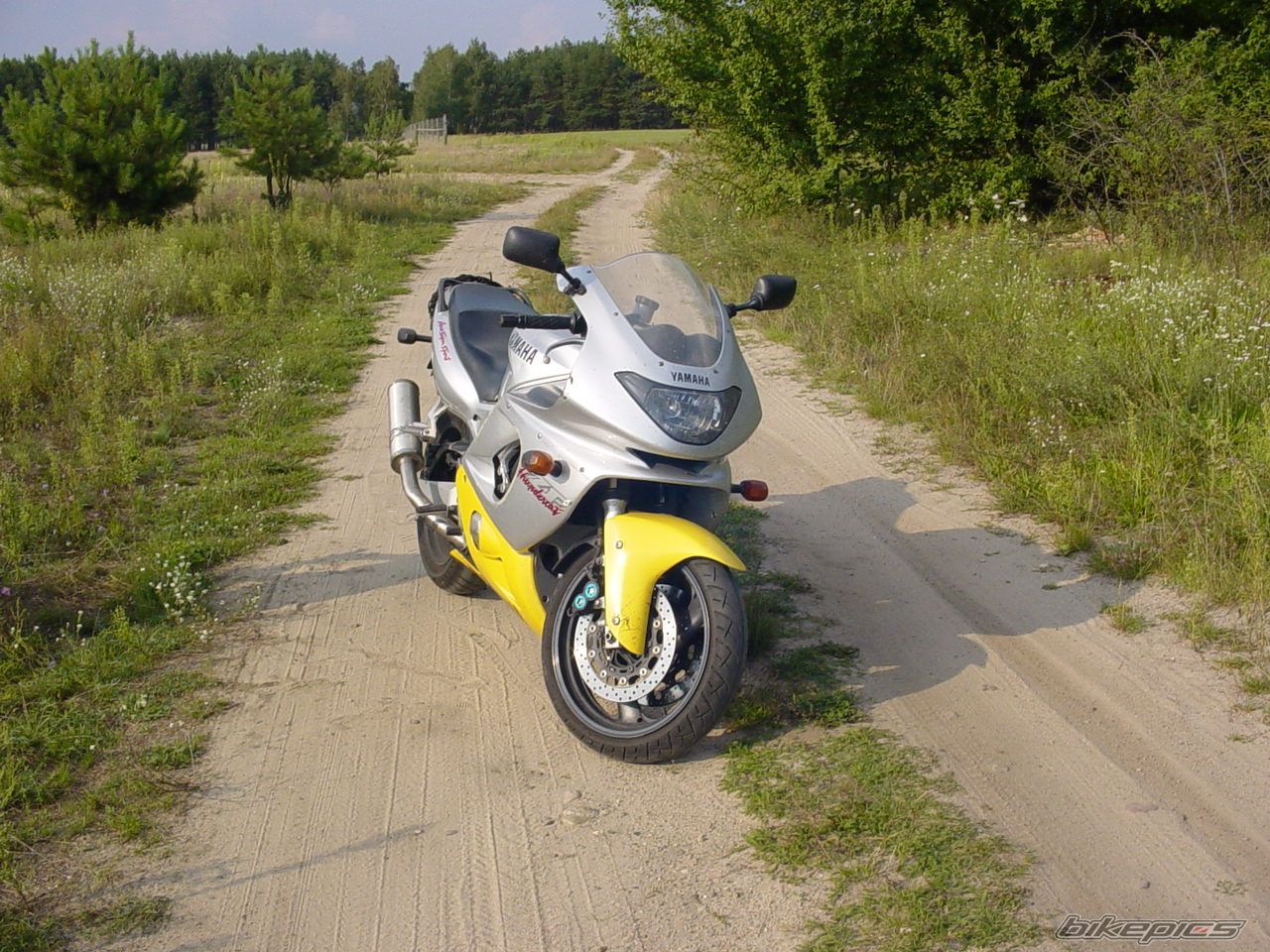 Bike Photo 1000165