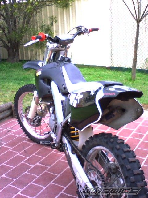 Photo 1000193