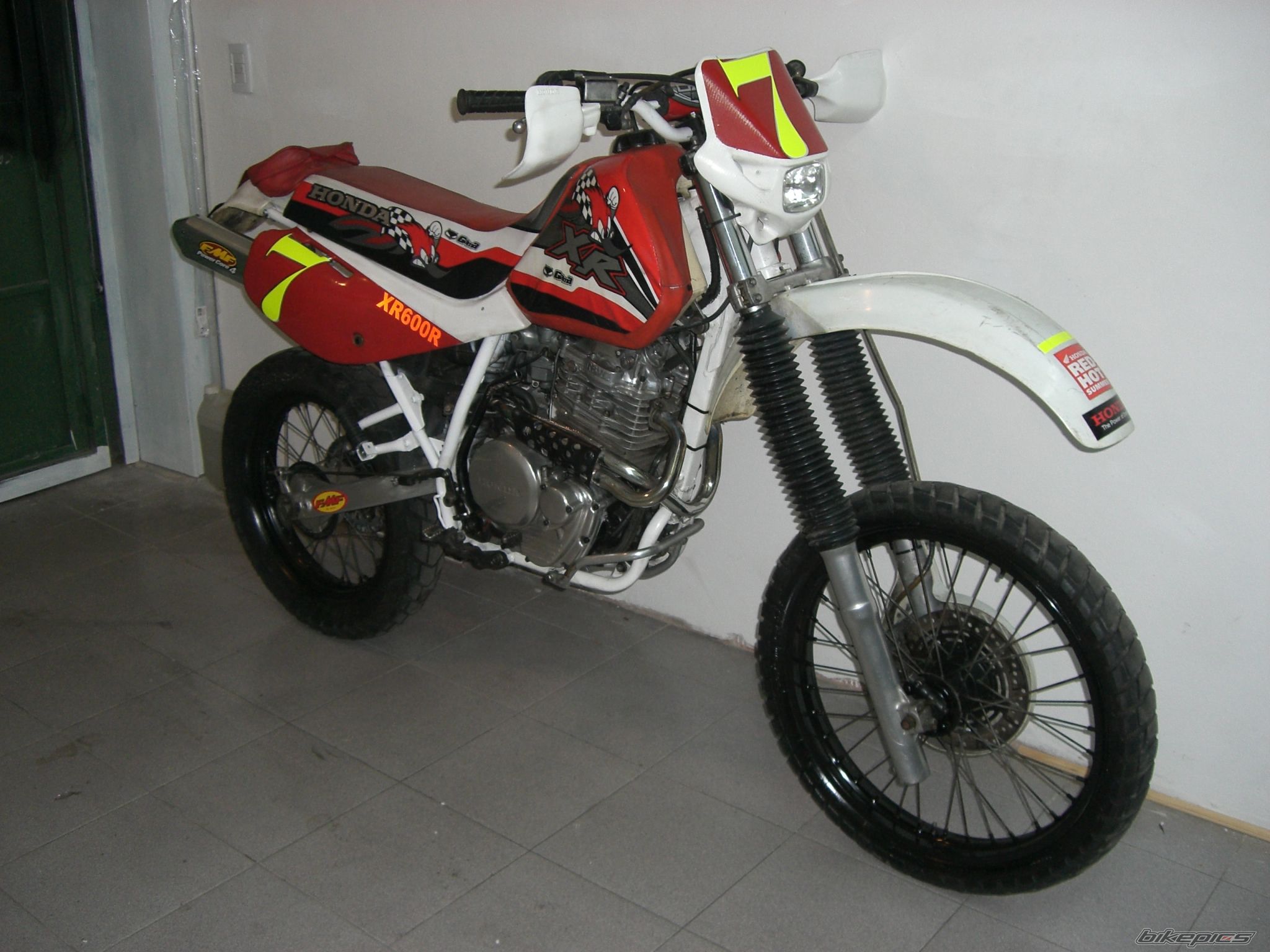Bike Photo 1000238