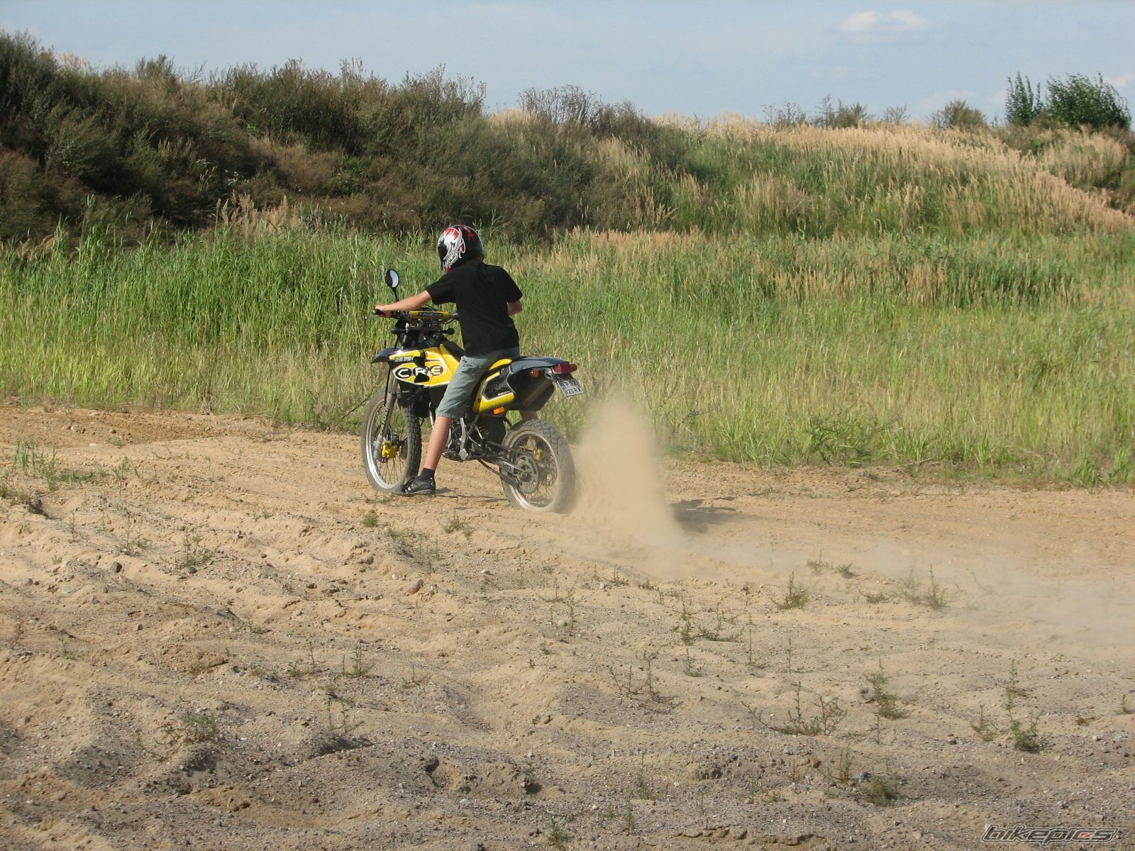 Bike Photo 1000465