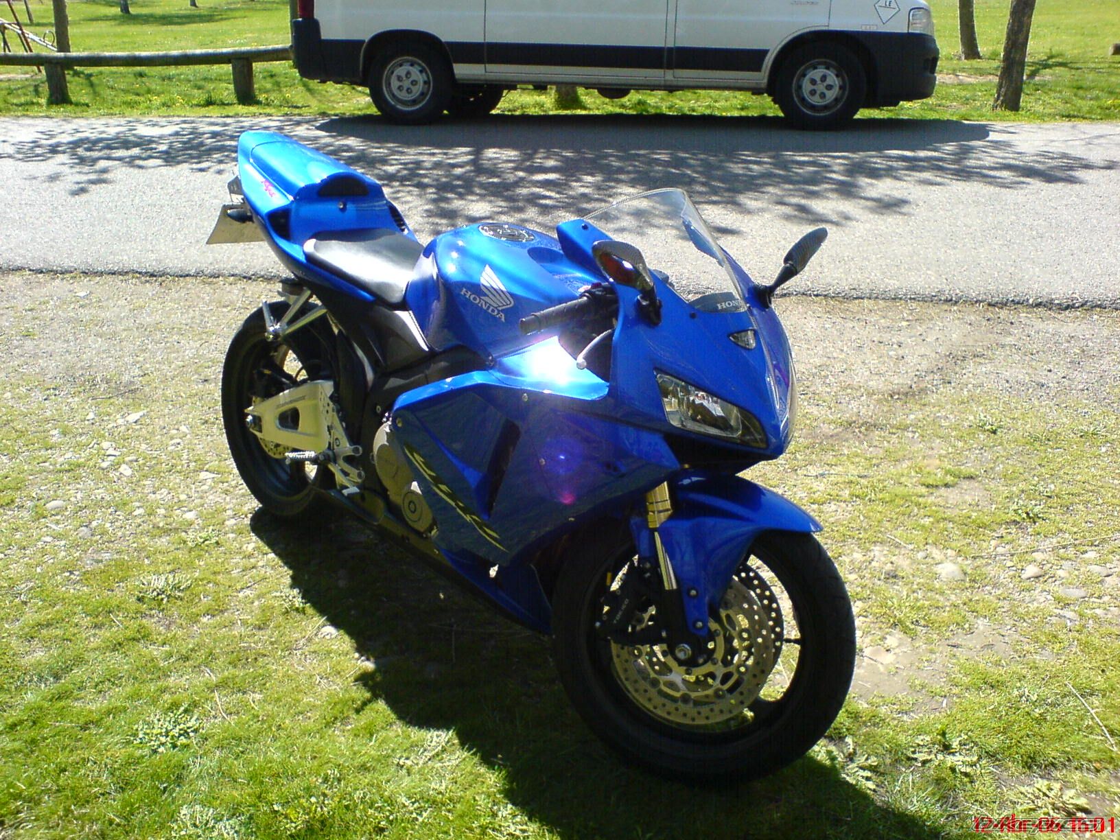 Bike Photo 1000736