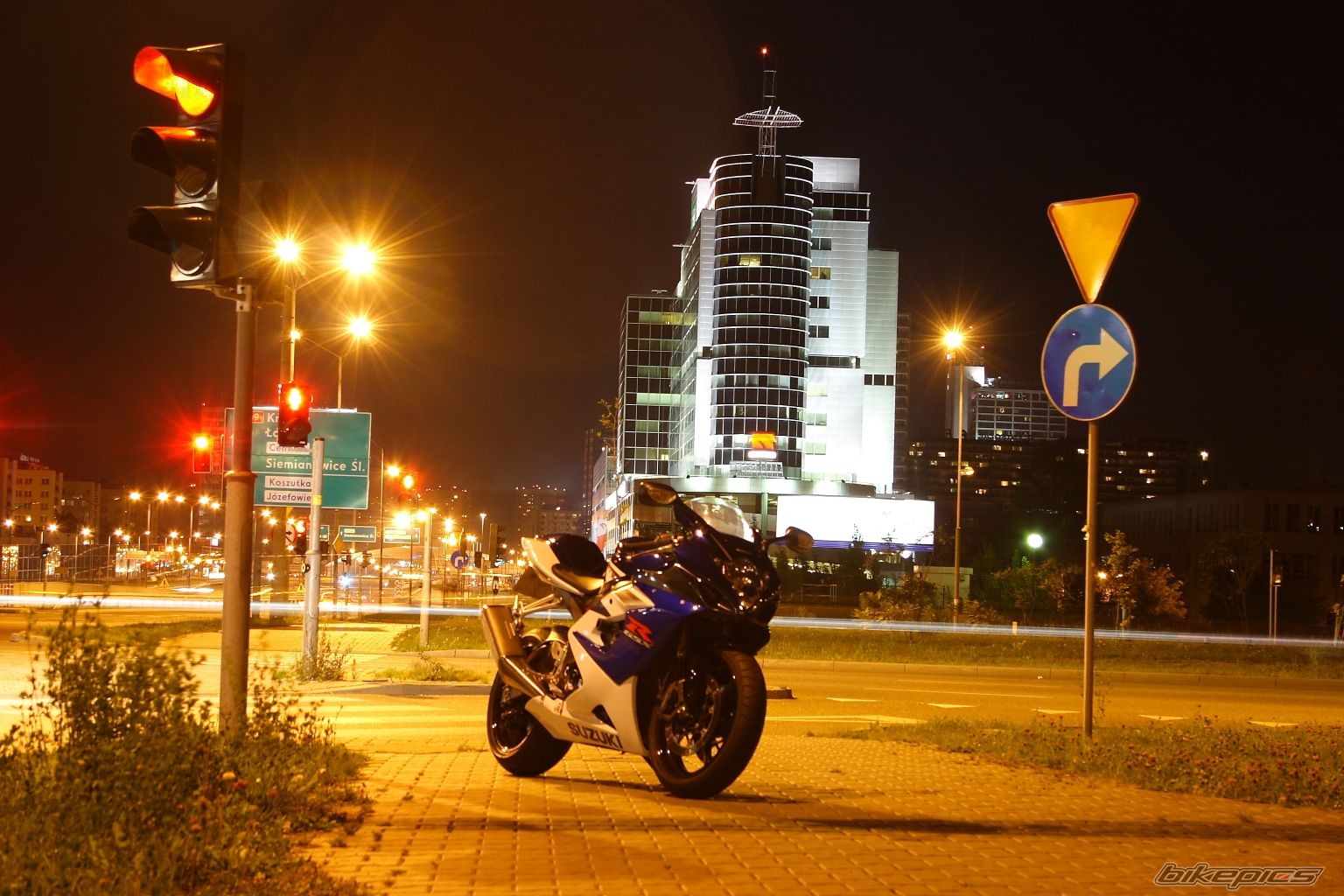 Bike Photo 1000879
