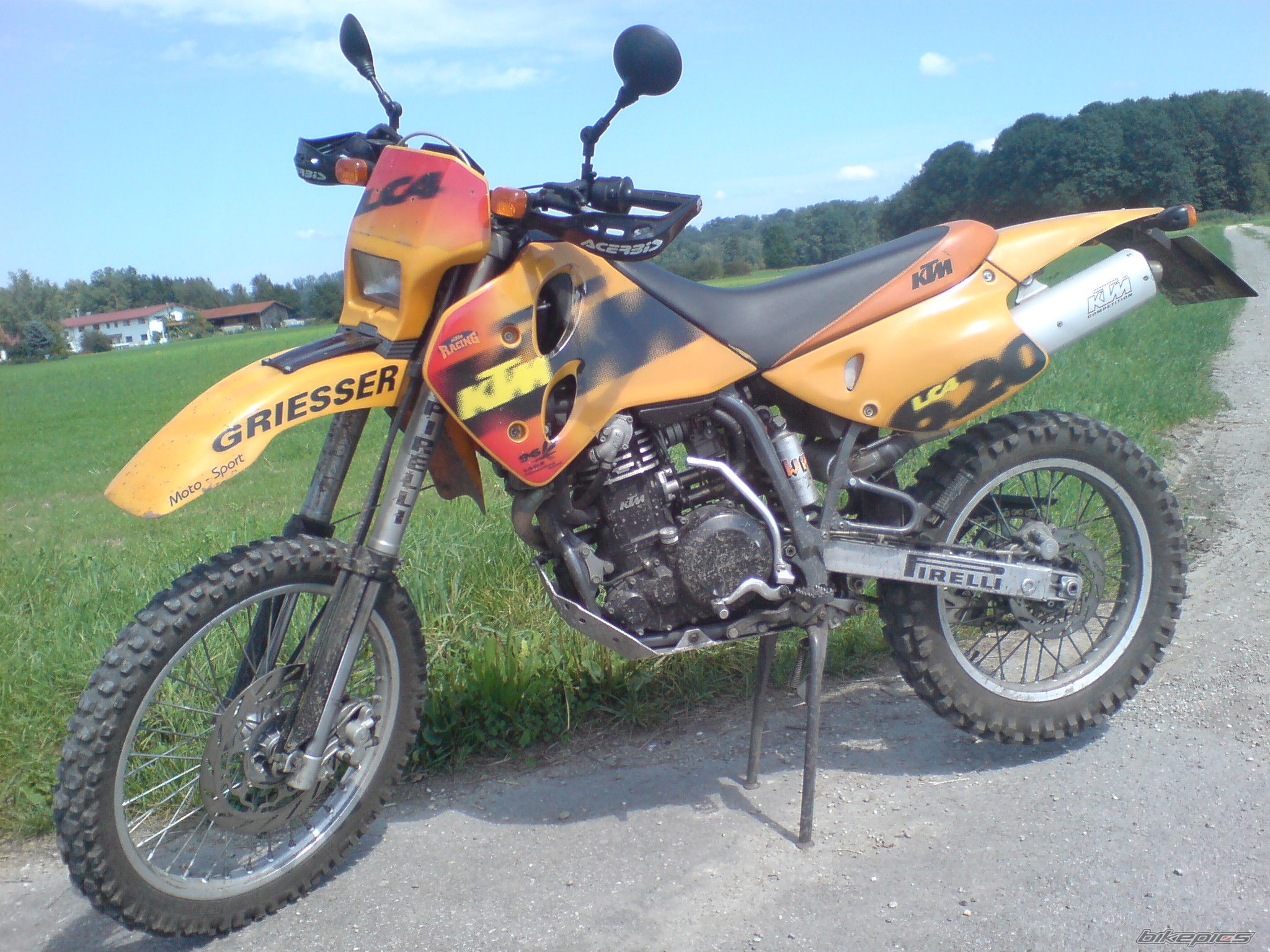 Bike Photo 1001341