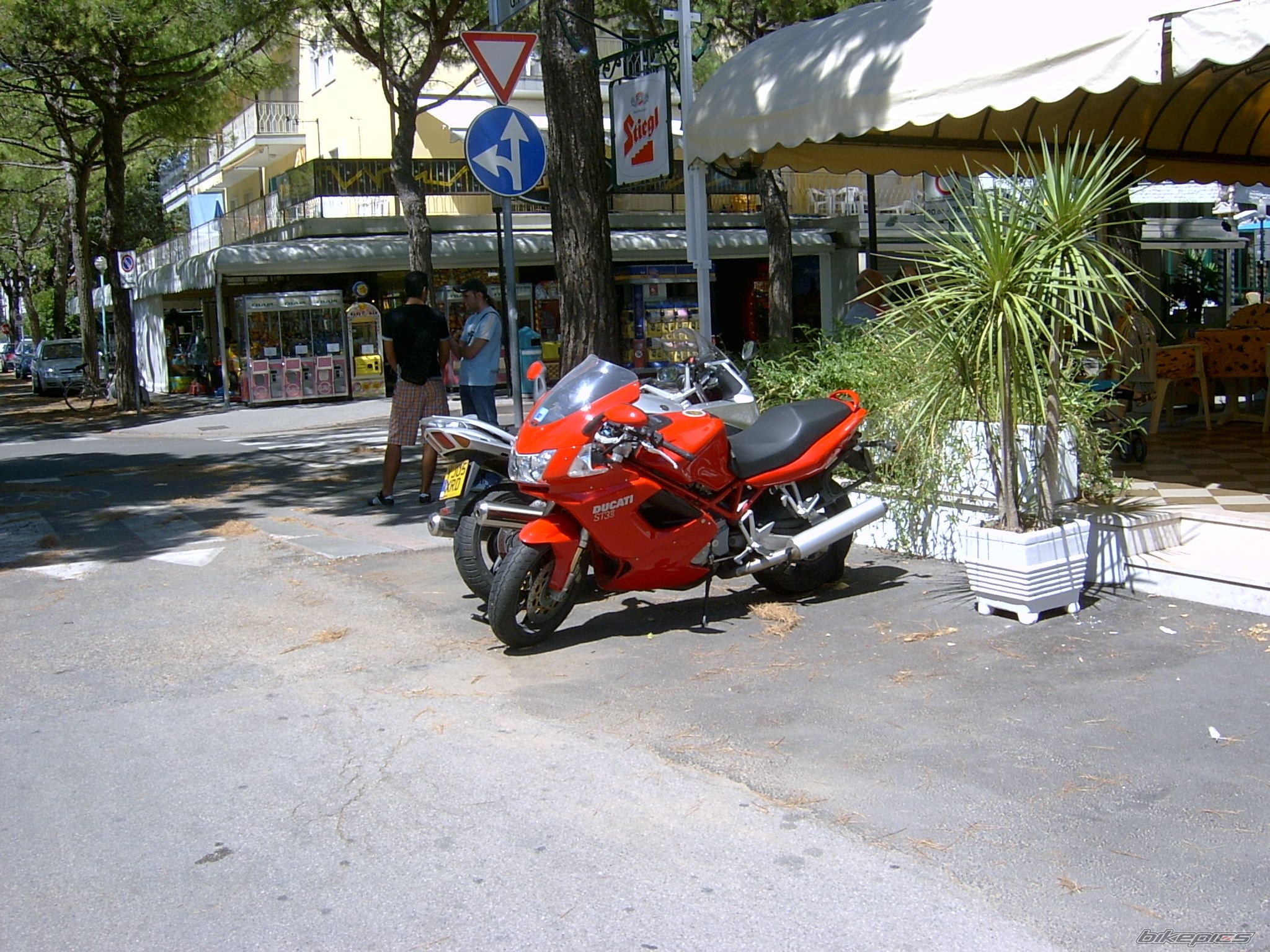 Bike Photo 1001457