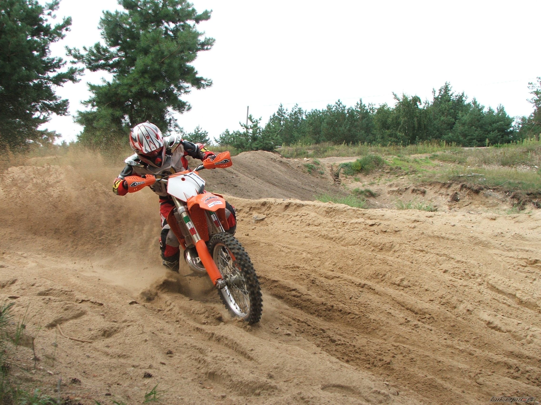 Bike Photo 1002055