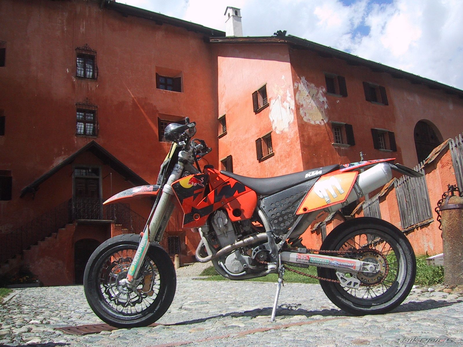 Bike Photo 1002277