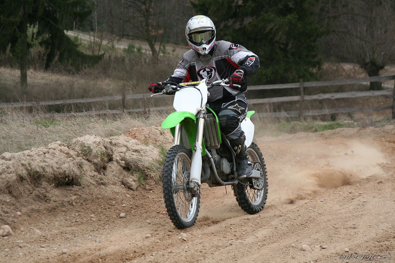 Bike Photo 1002840
