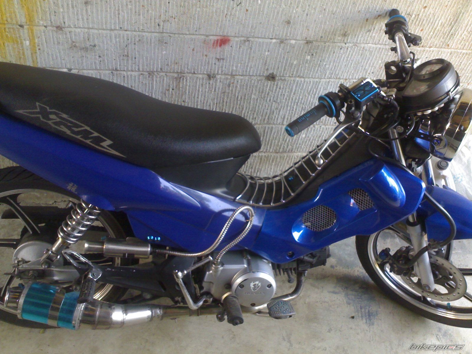 Photo 1003001