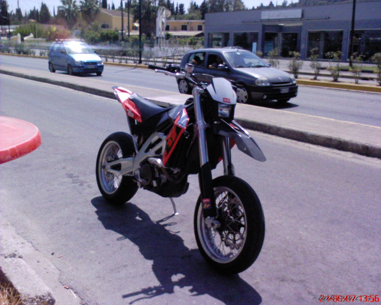 Photo 1003879