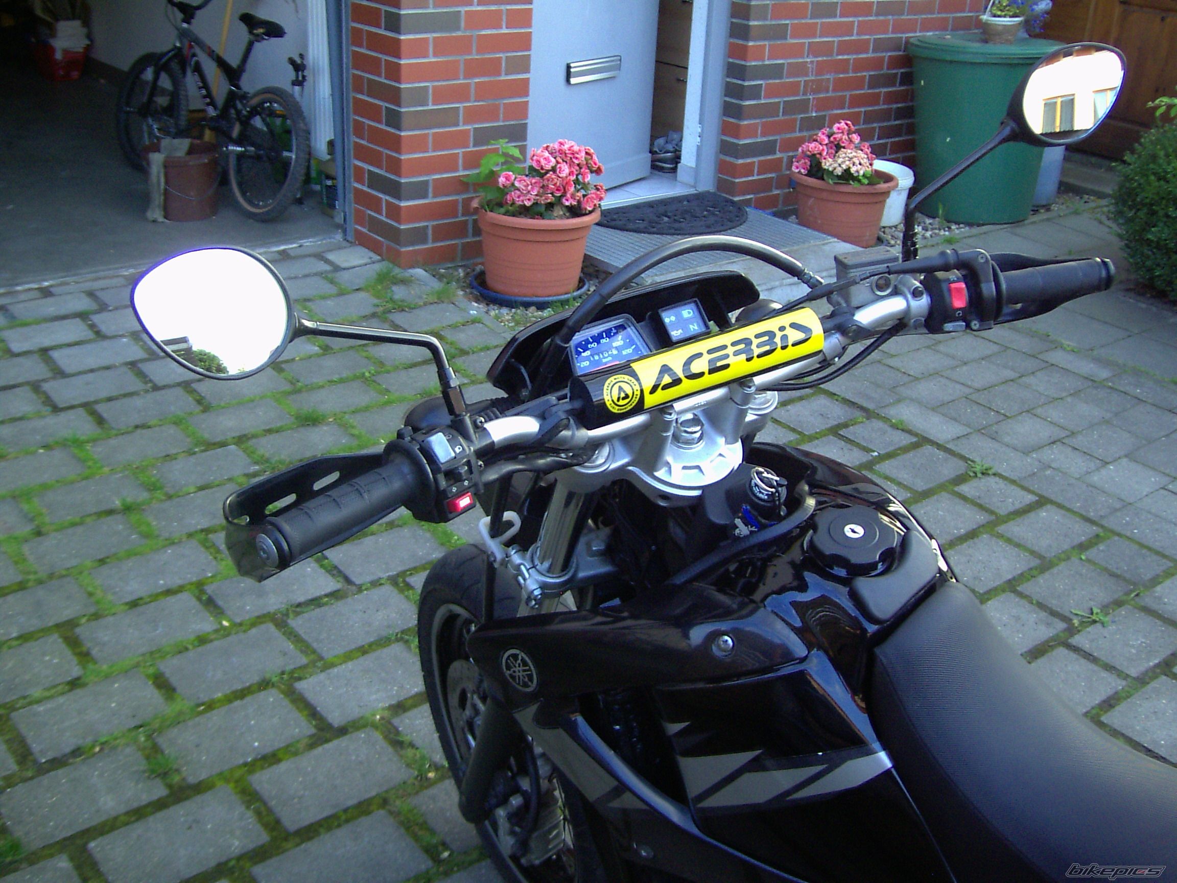 Bike Photo 1003892