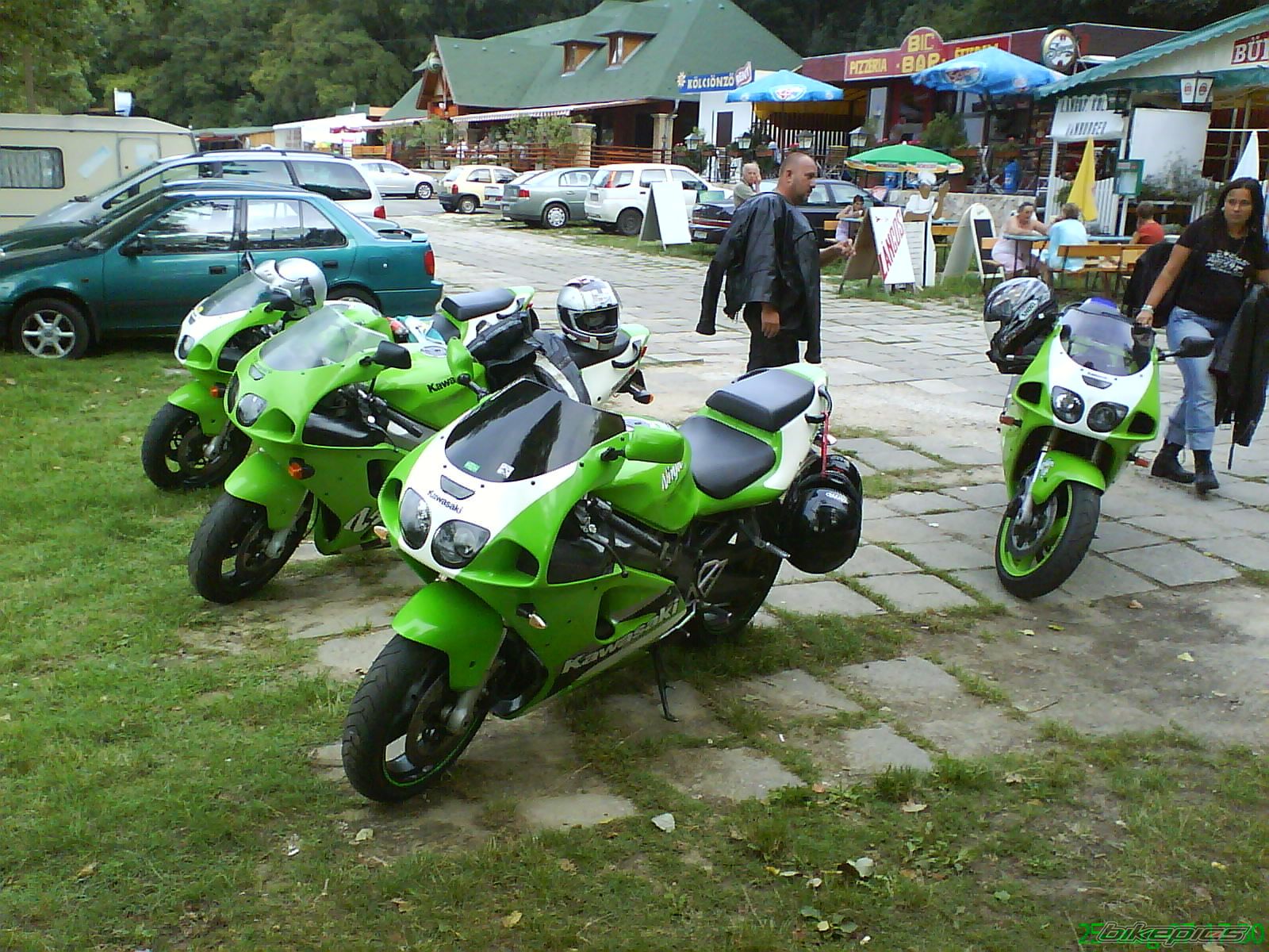 Photo 1004184