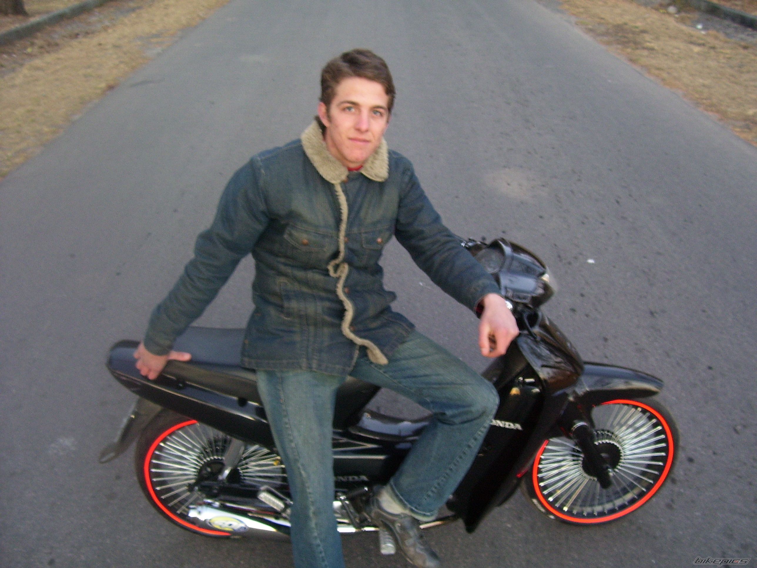 Bike Photo 1004690