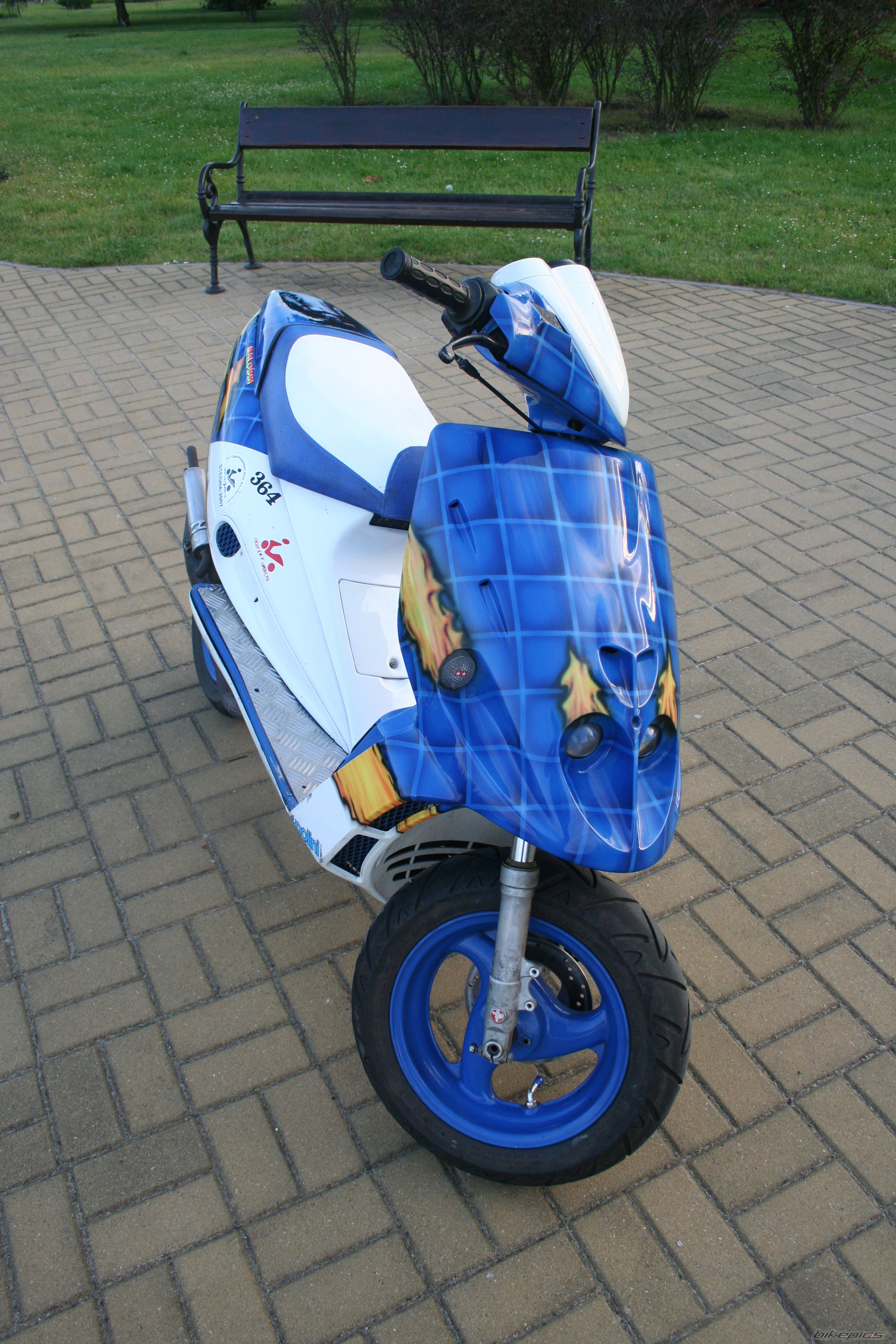 Bike Photo 1005370