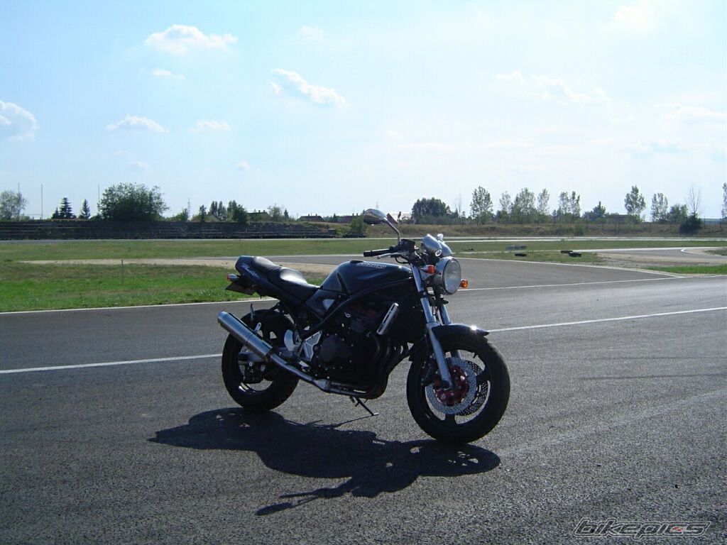 Photo 1005640