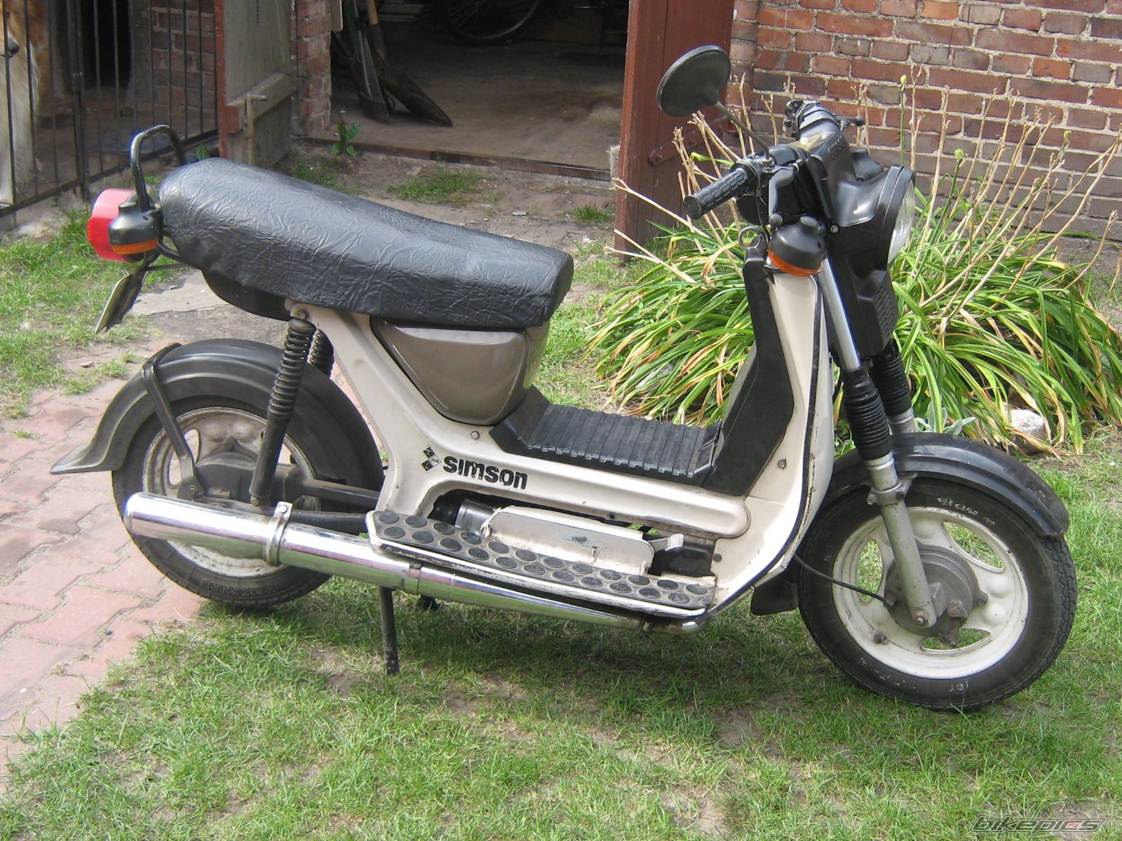 Photo 1007192