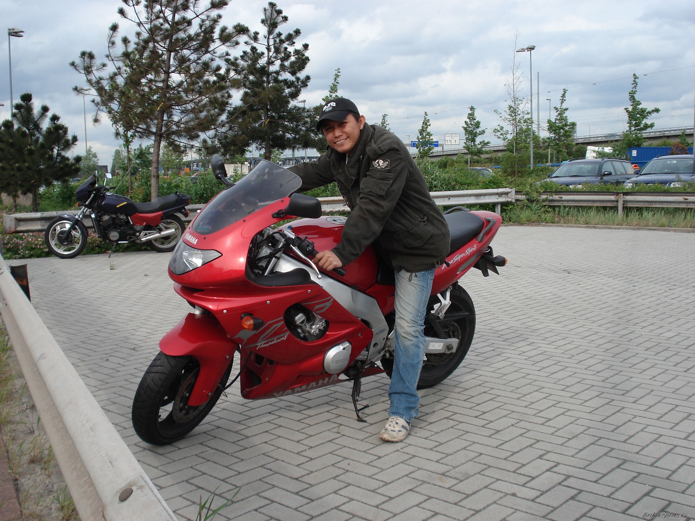 Bike Photo 1008013