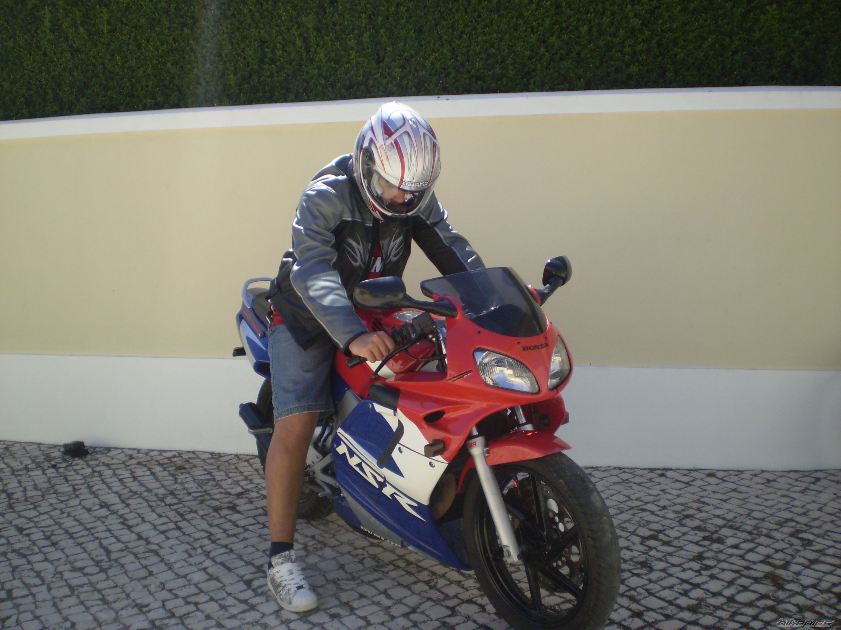 Bike Photo 1008209