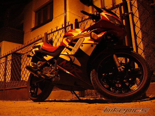 Photo 1008349