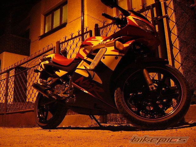 Photo 1008351