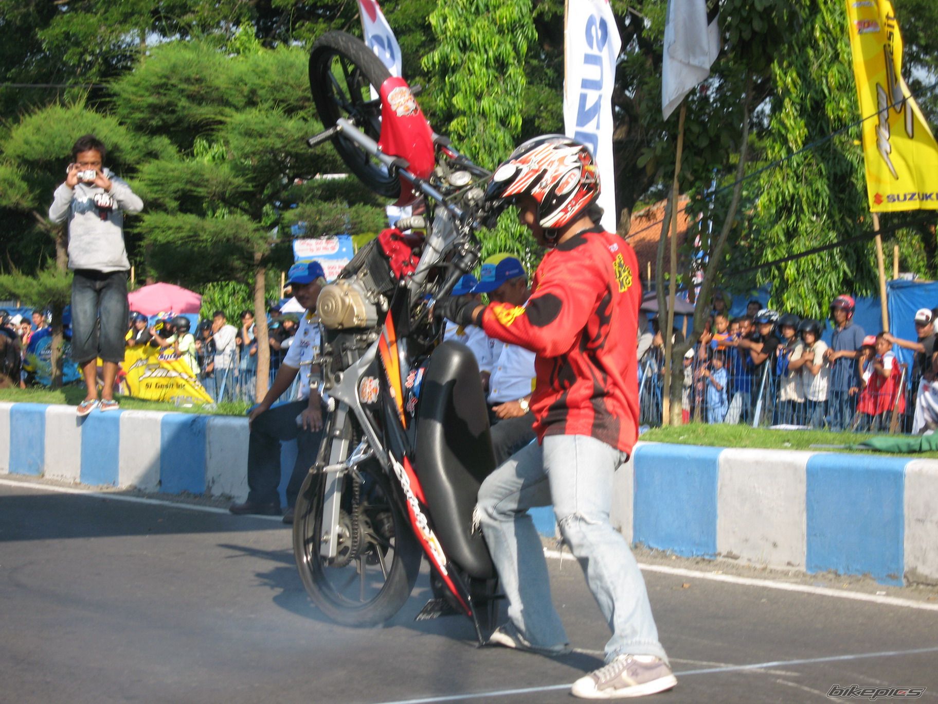 Photo 1008574