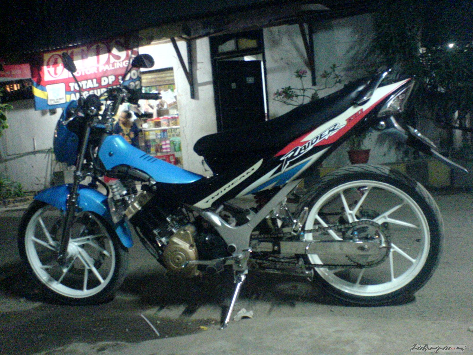 Photo 1008811