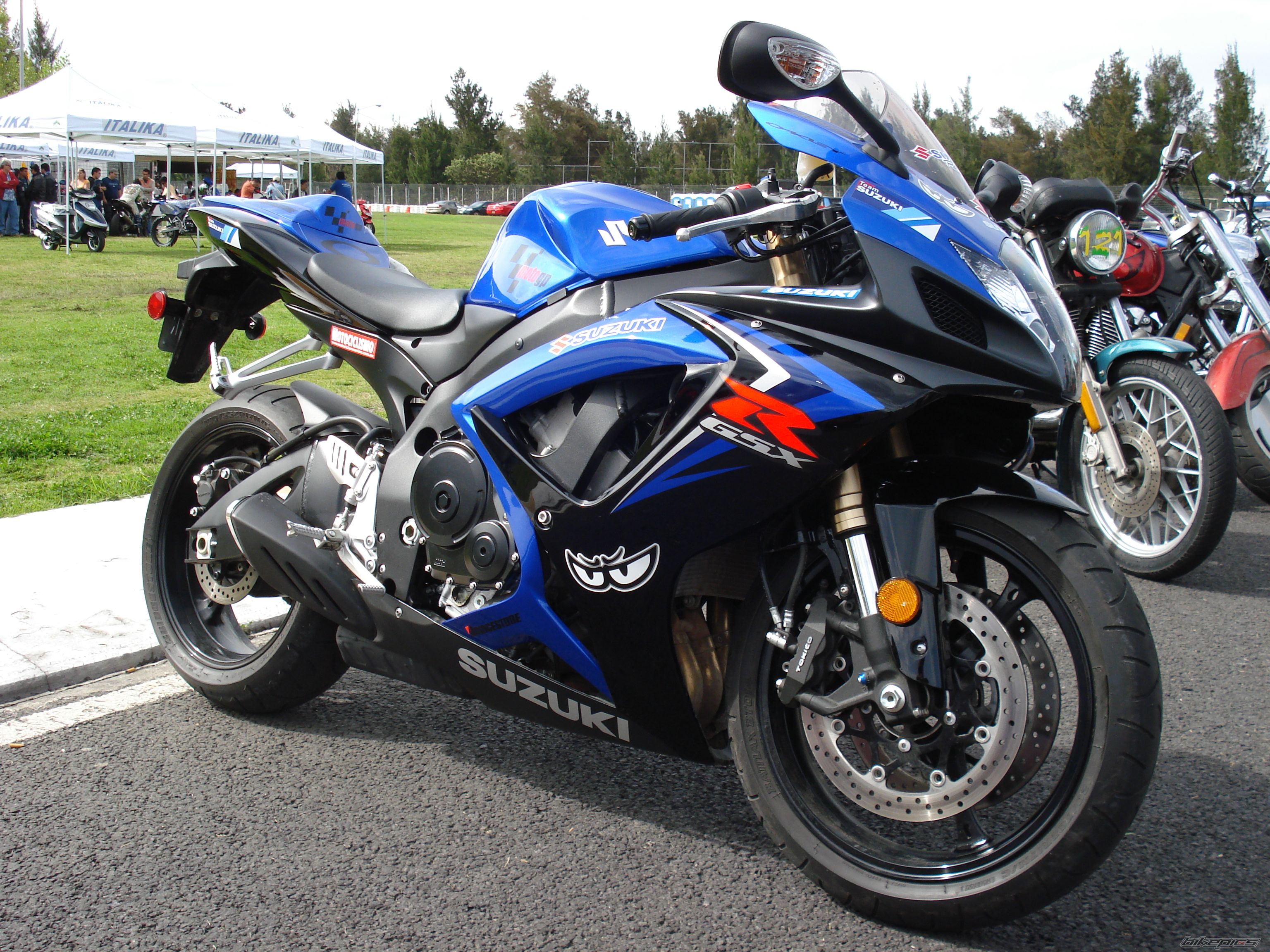 Bike Photo 1010471