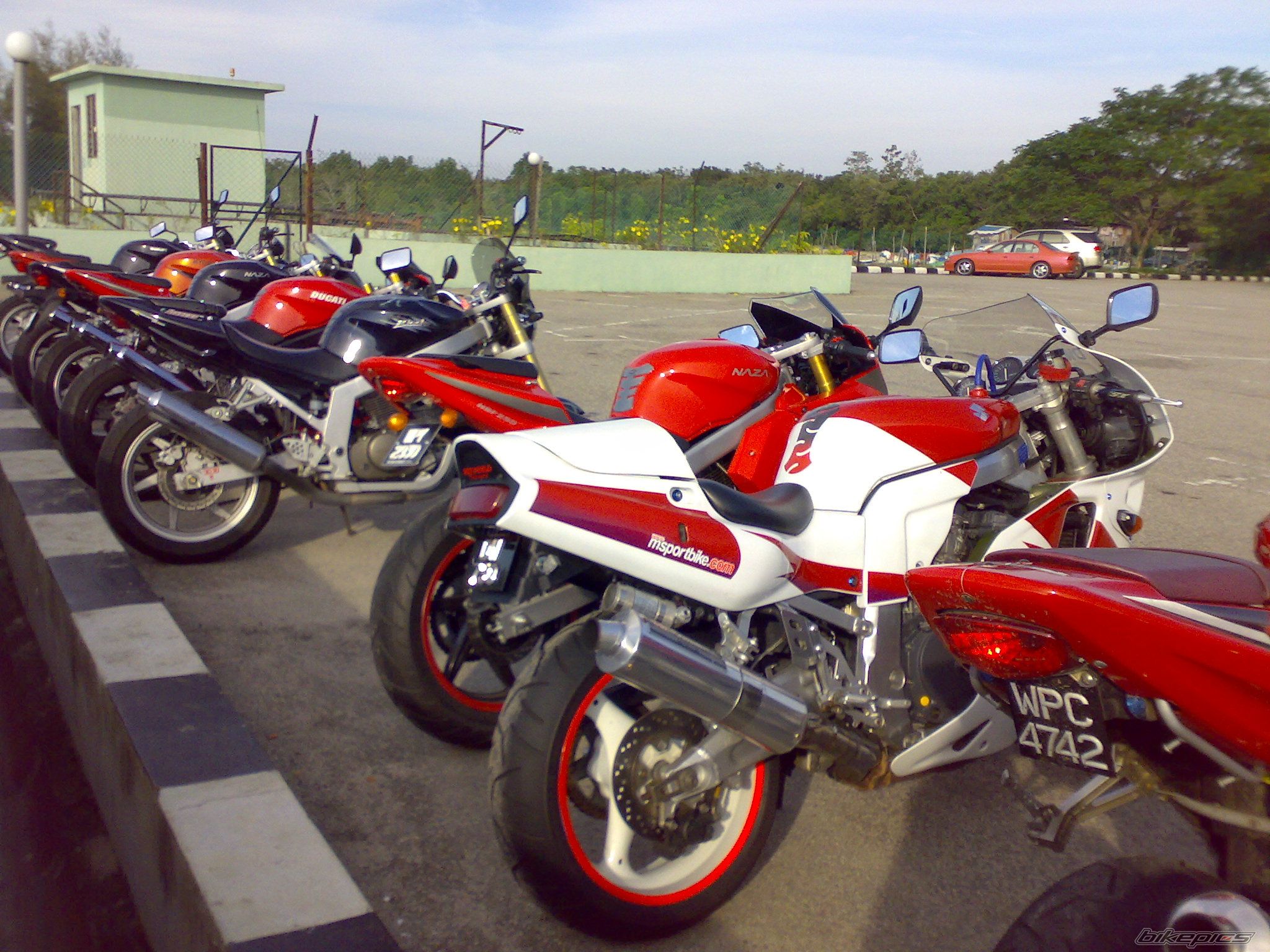 Bike Photo 1010876