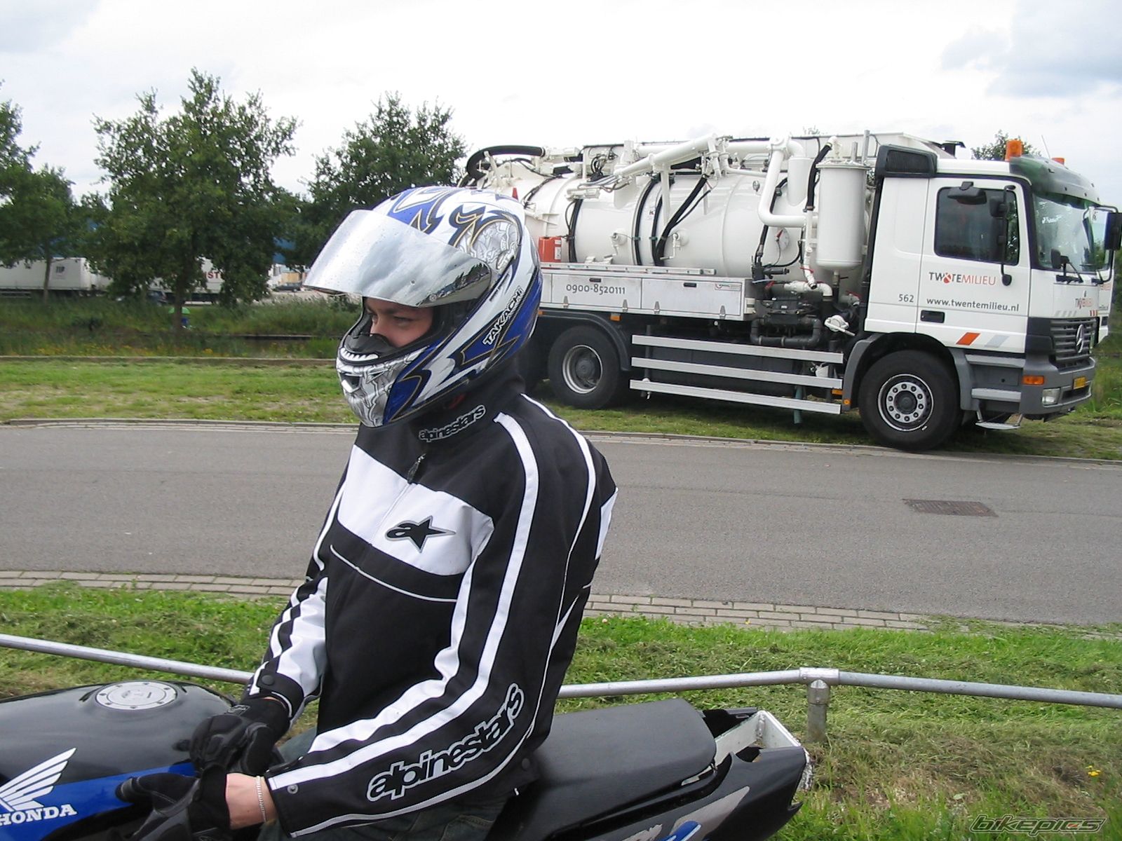Bike Photo 1014183