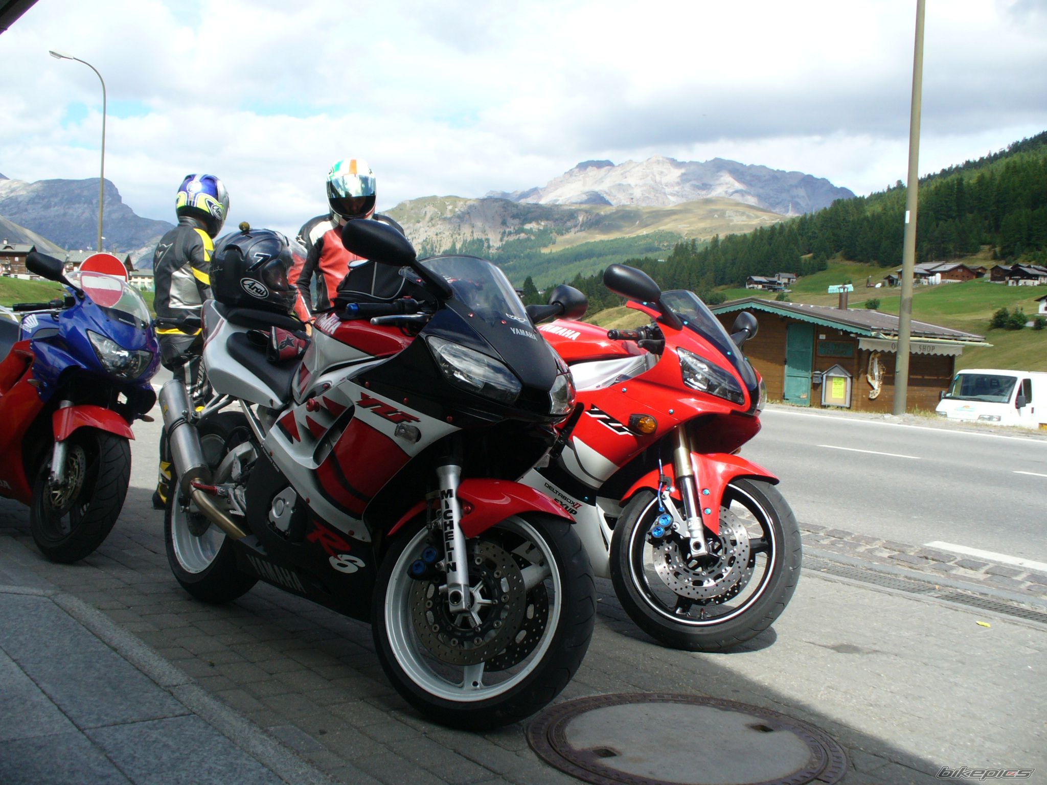 Bike Photo 1016000
