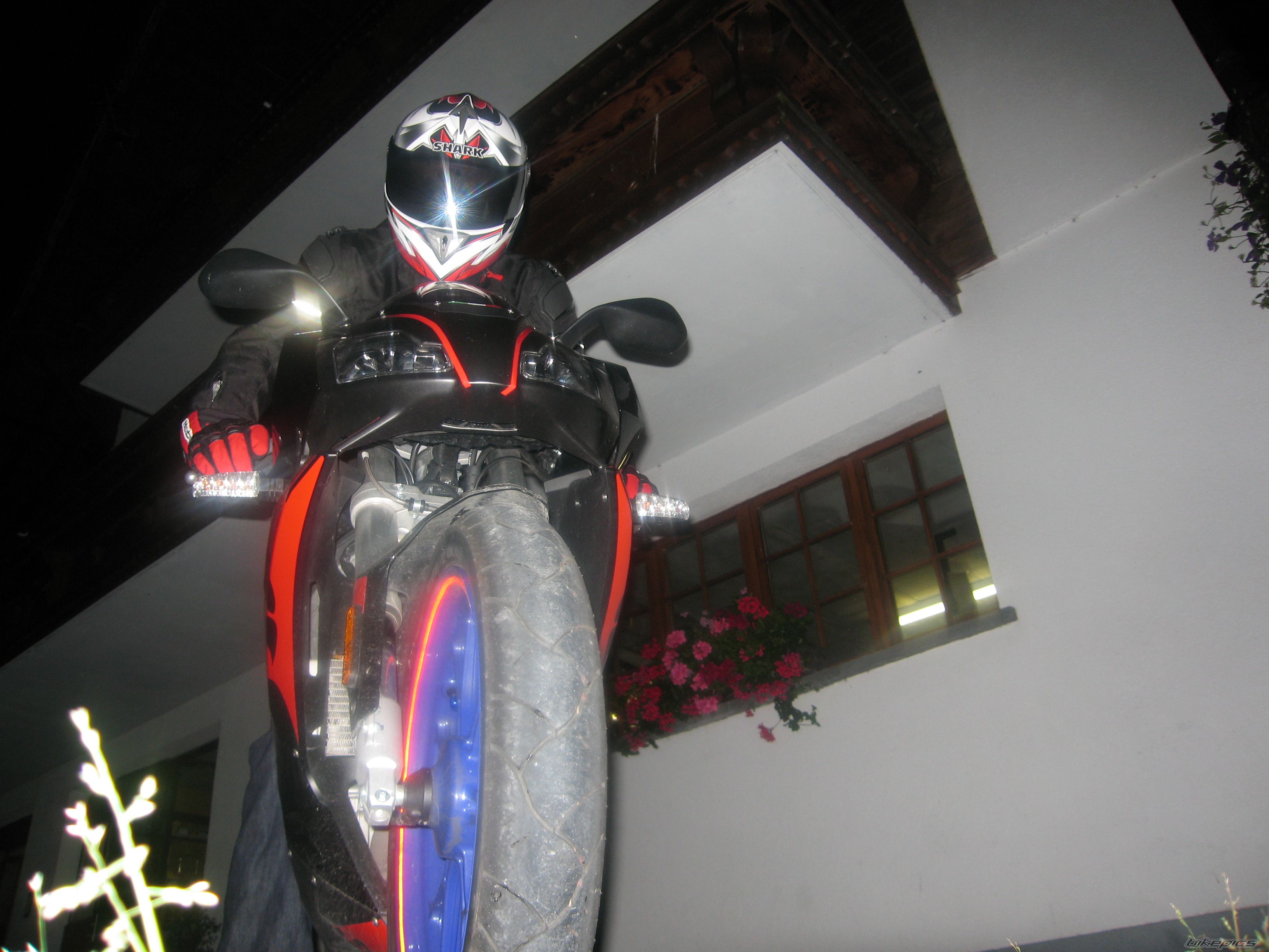 Photo 1020024
