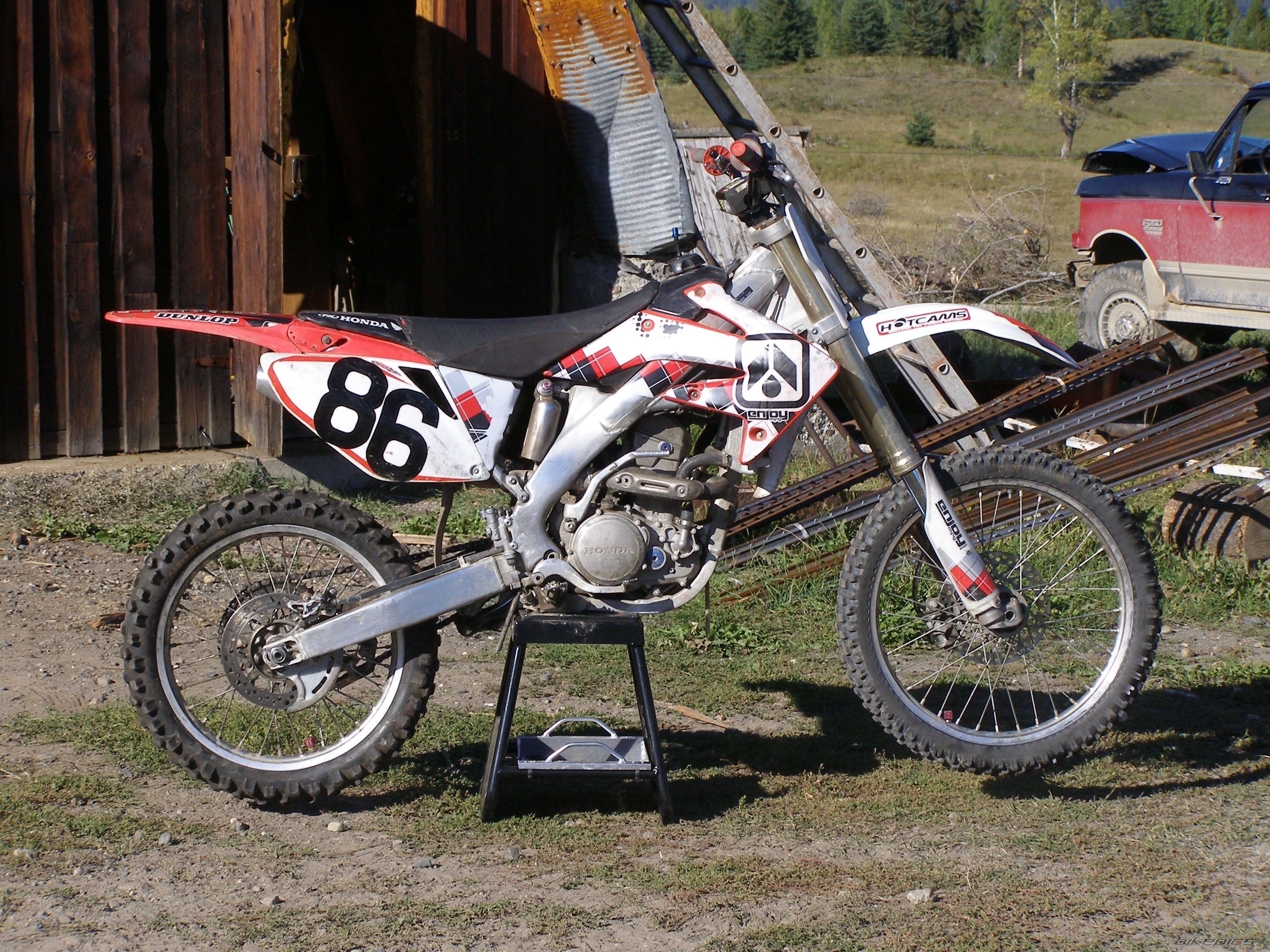 Photo 1020049