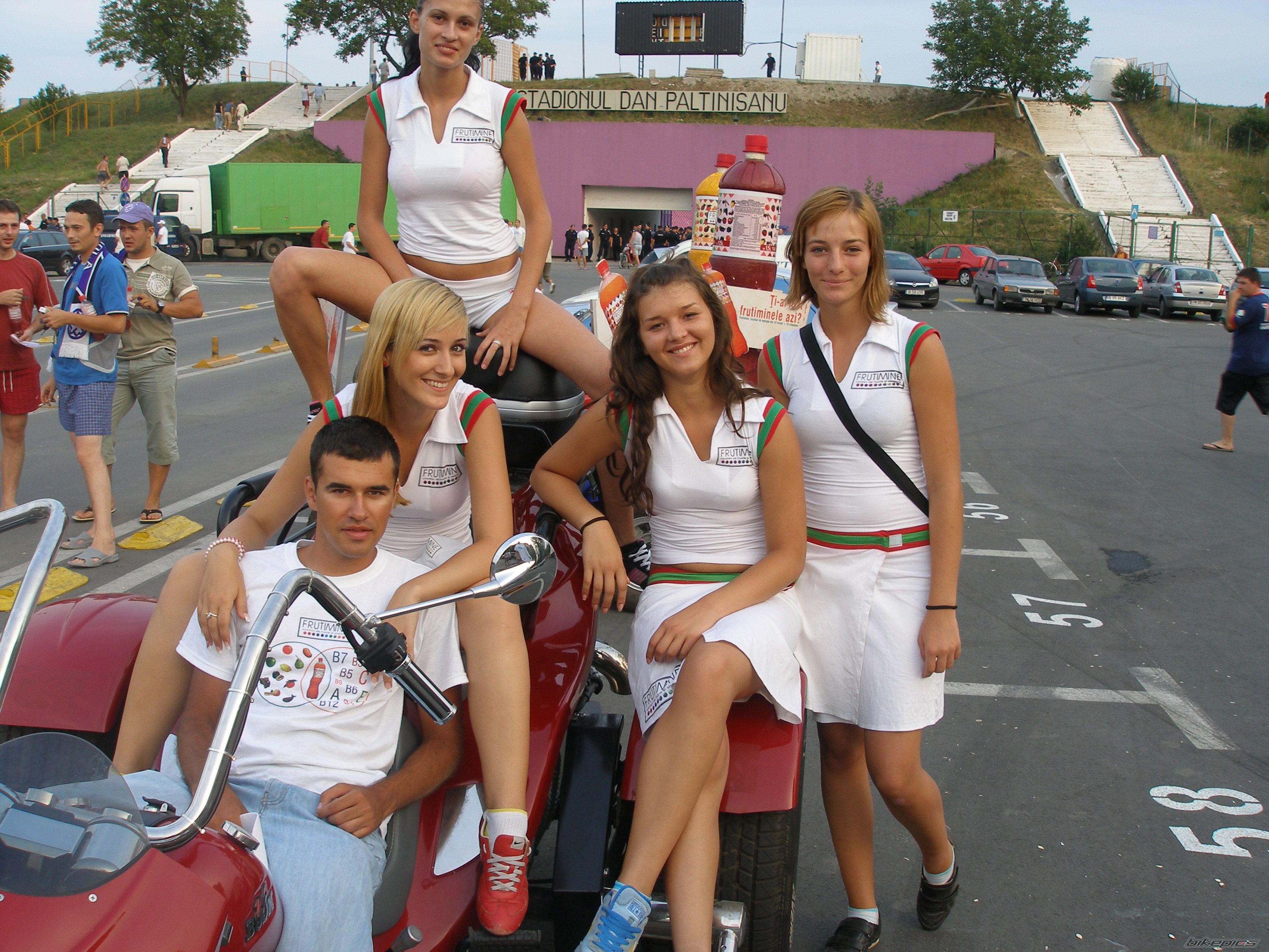 HS4