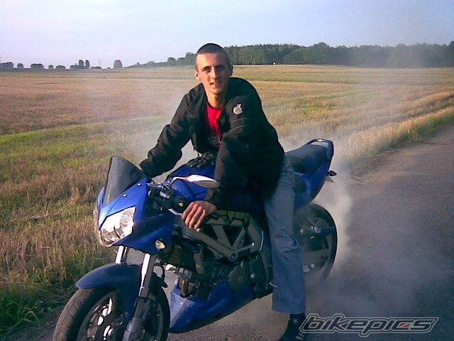 Bike Photo 1023112