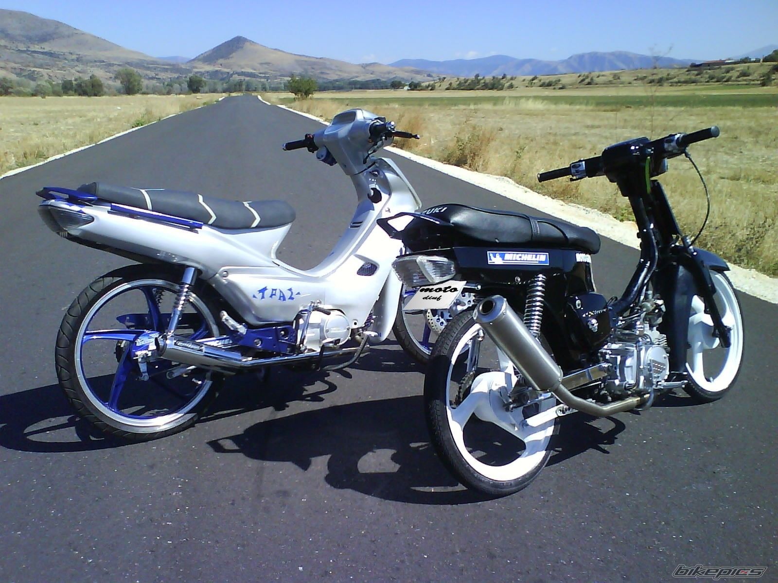 Bike Photo 1024114