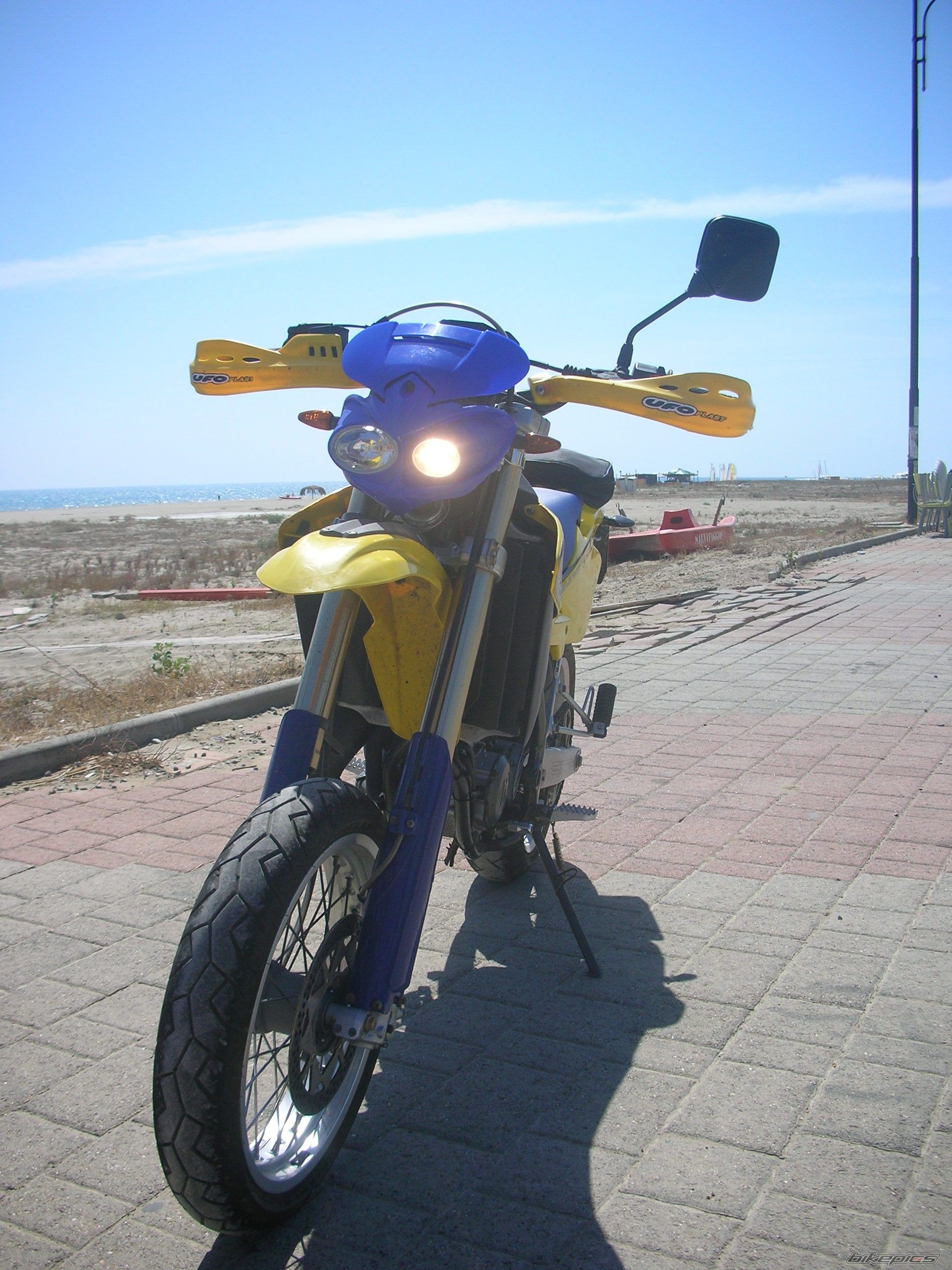 Bike Photo 1024150
