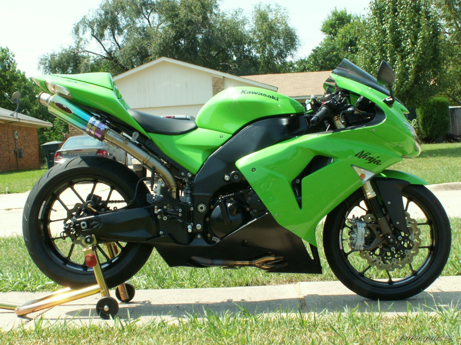 Bike Photo 1024658