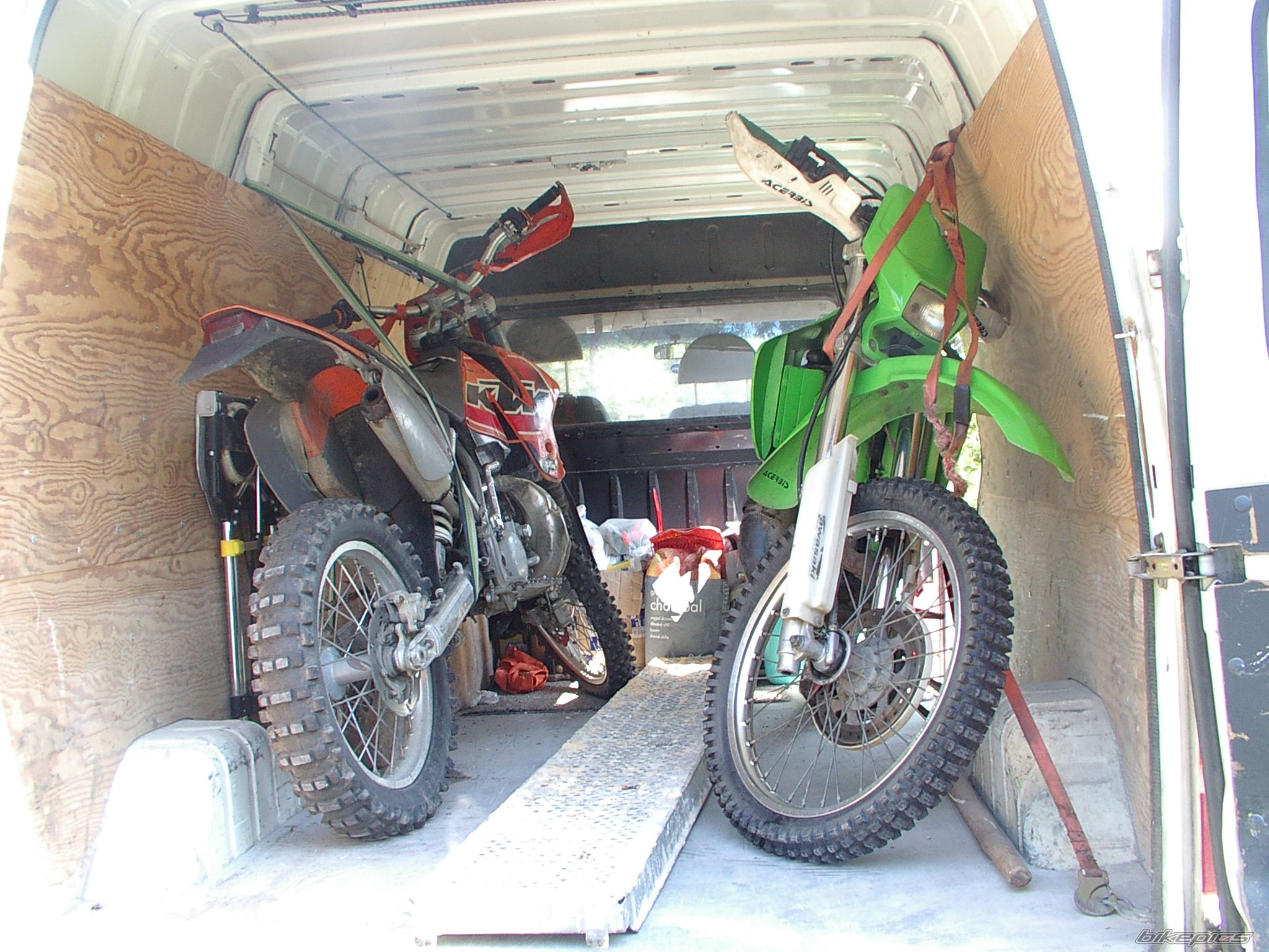 Bike Photo 1024735