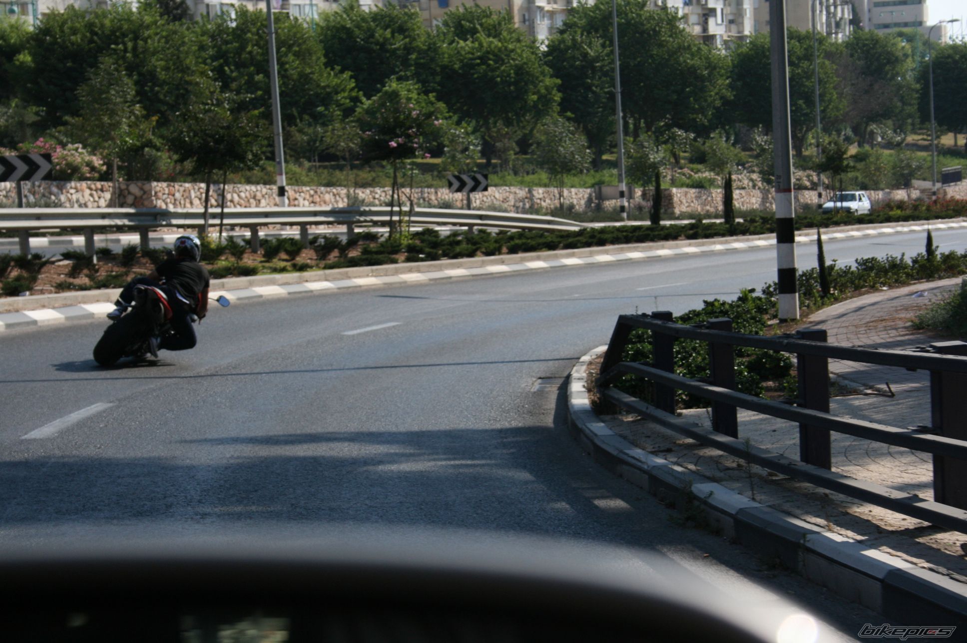 Bike Photo 1024941
