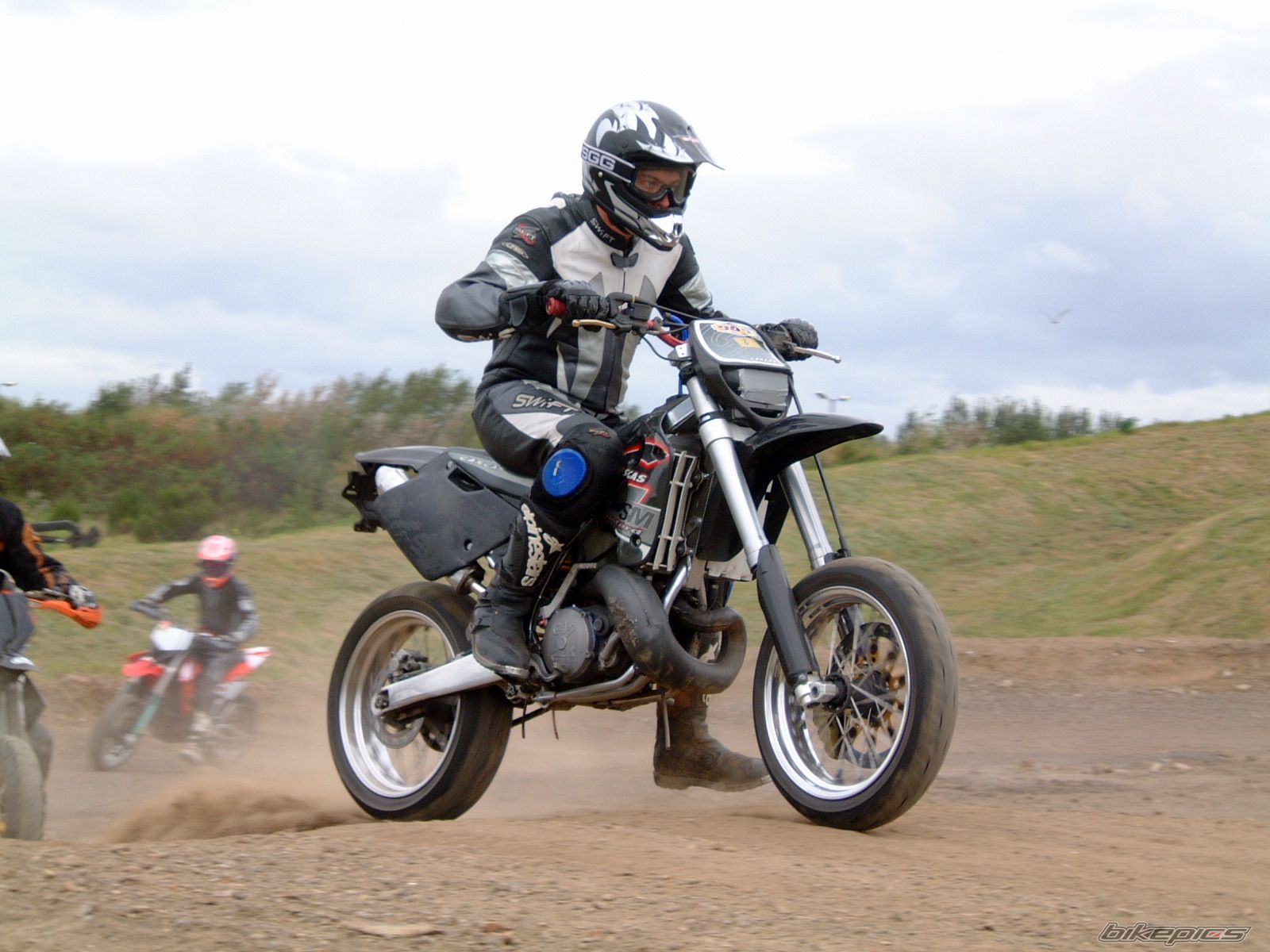 Bike Photo 1025984