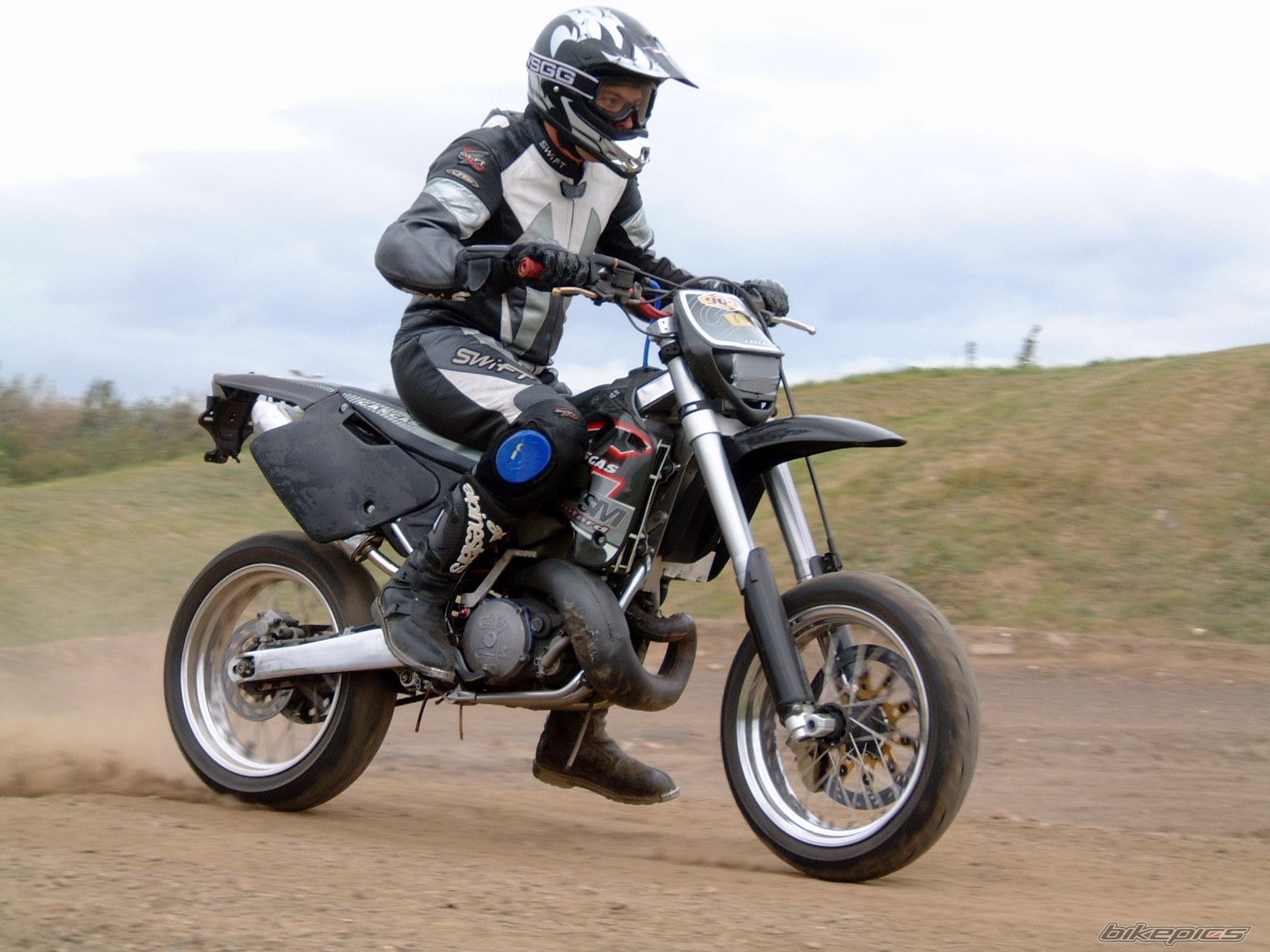 Bike Photo 1025986