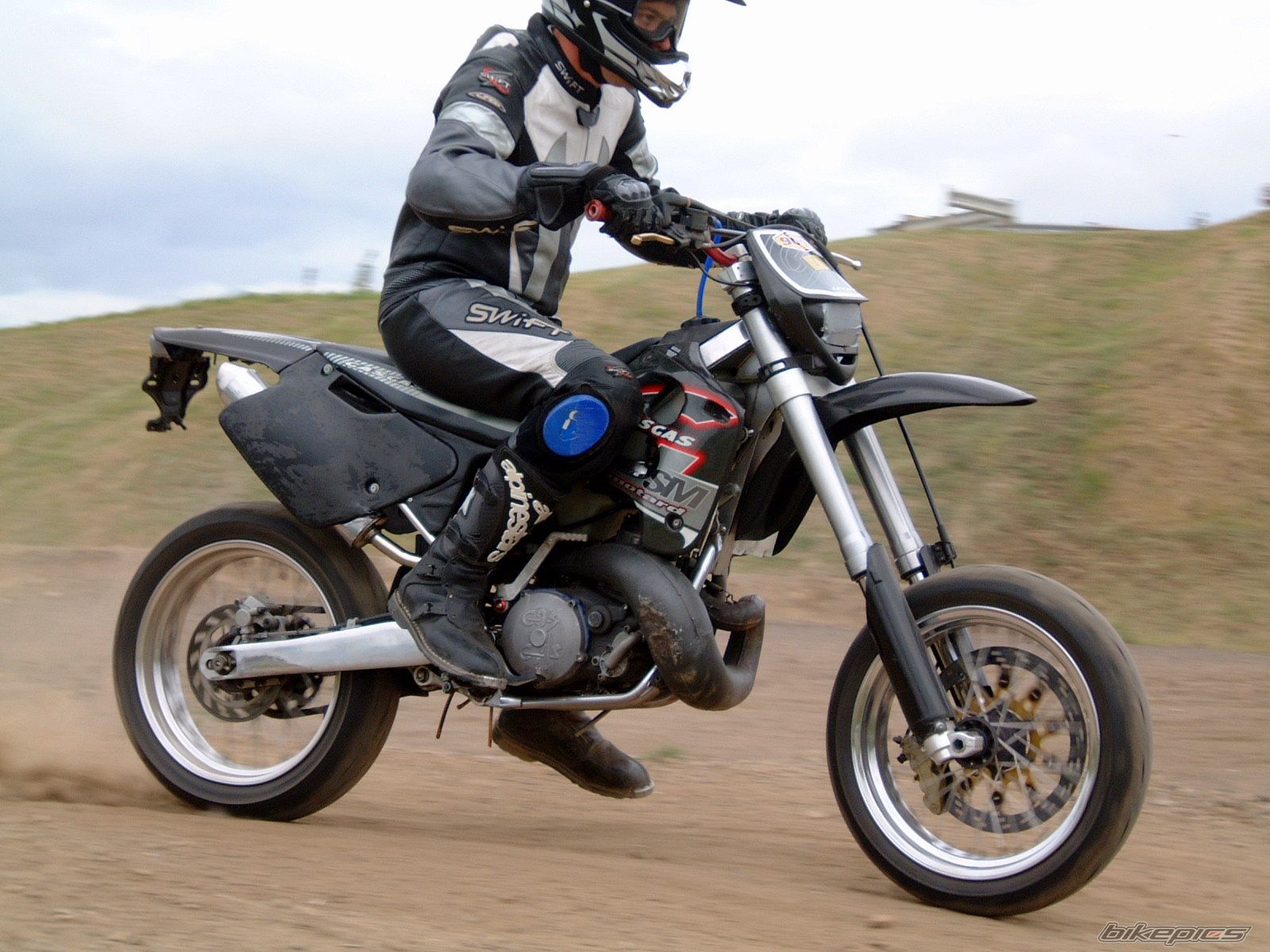 Bike Photo 1025987