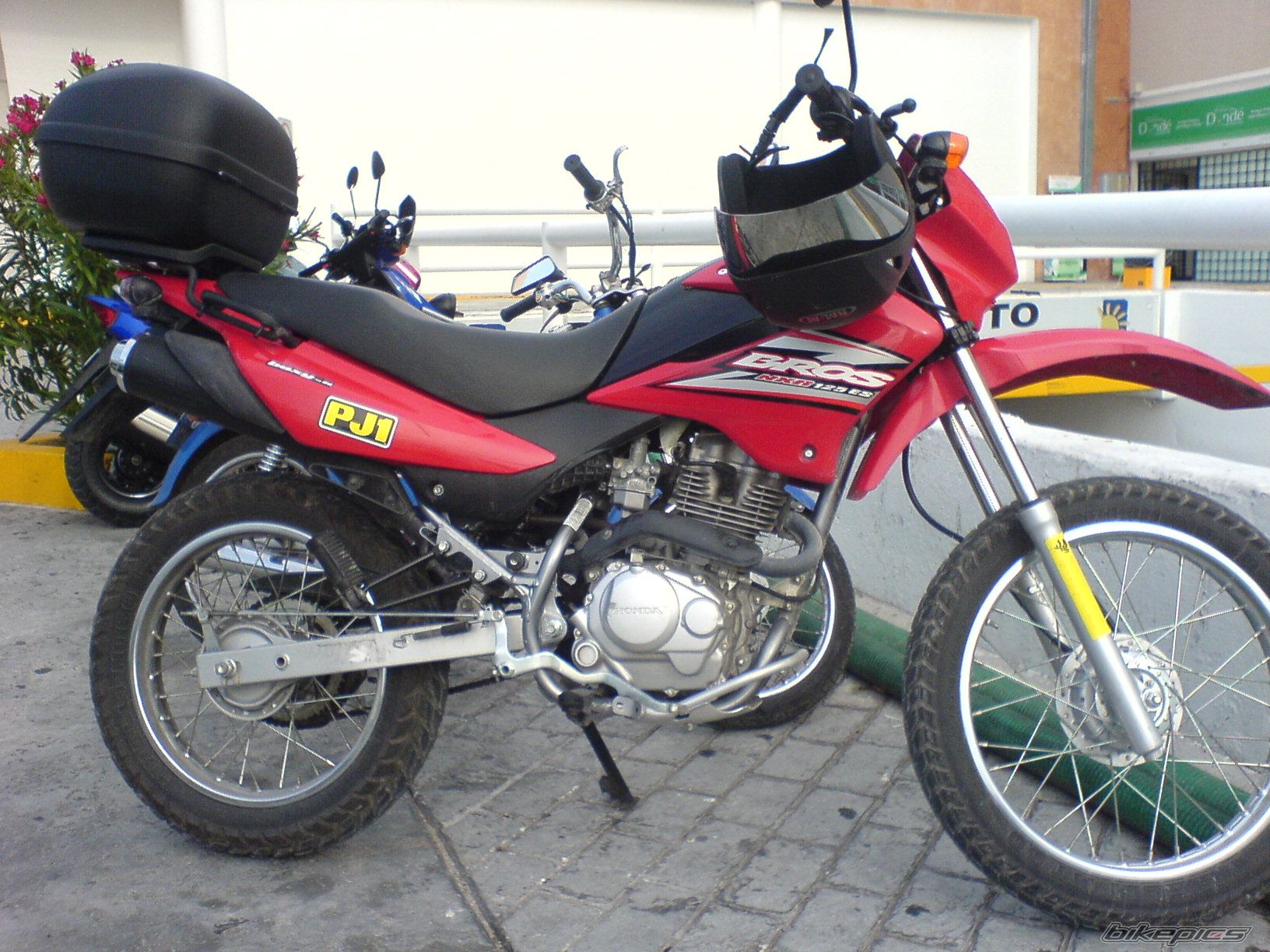 Bike Photo 1027426