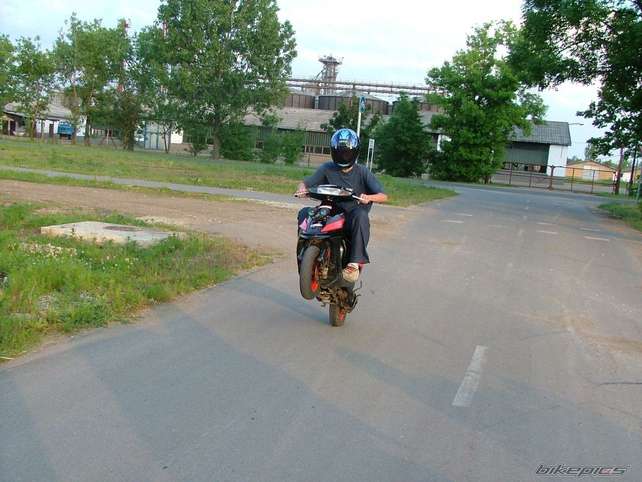 Bike Photo 1028652