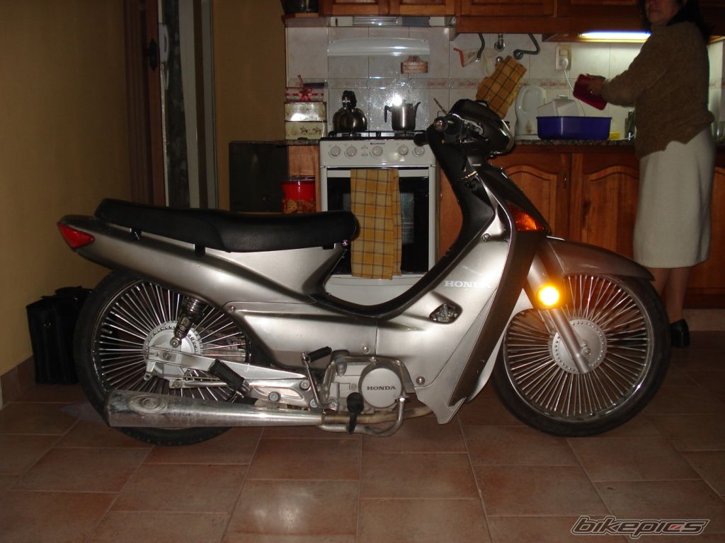 Bike Photo 1028810