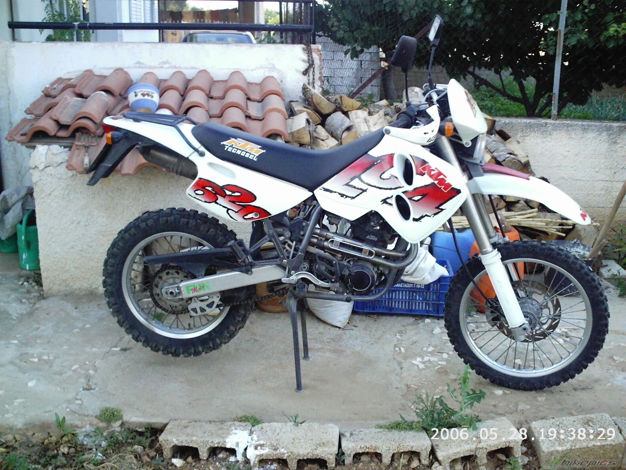 Photo 1032004